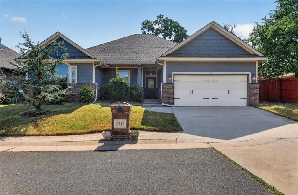 3712 Oakridge CIR, Edmond, OK 73034