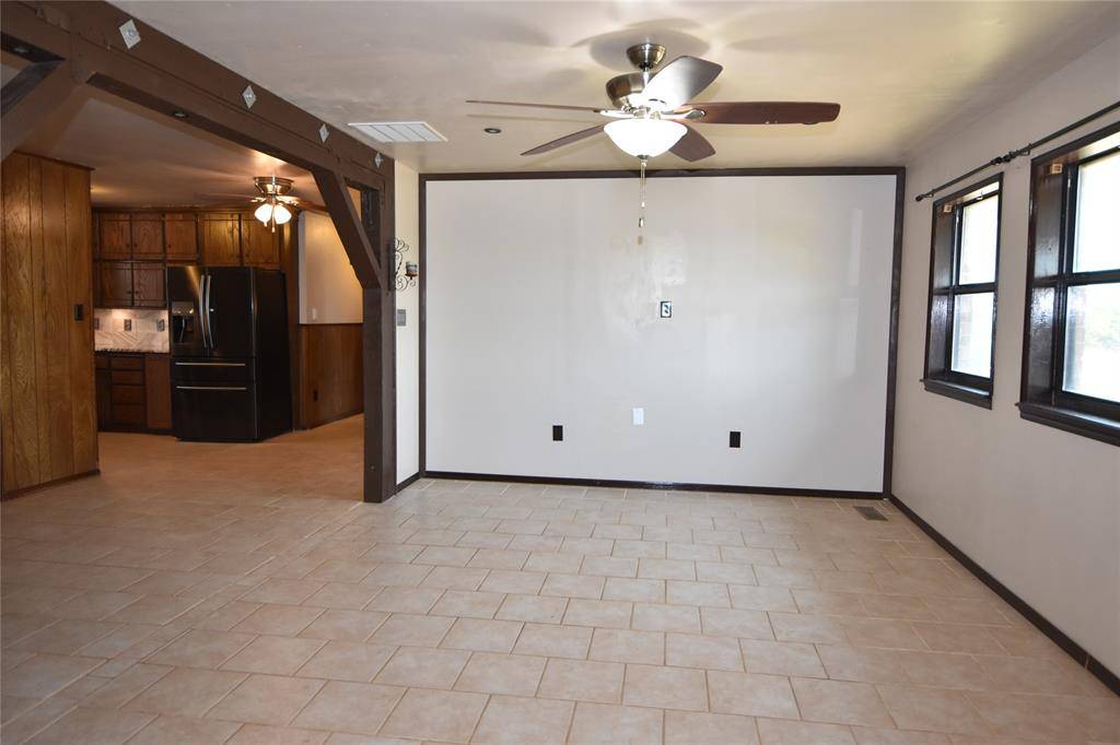 5501 N Post RD, Guthrie, OK 73044