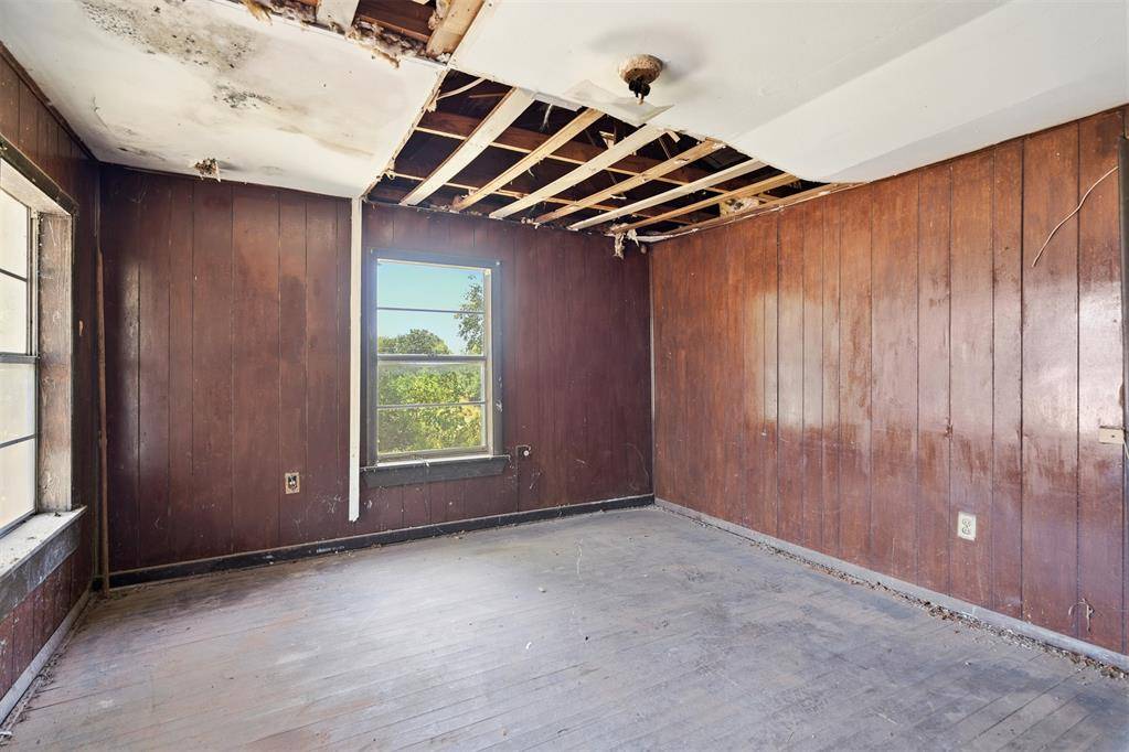 502 E California ST, Wynnewood, OK 73098