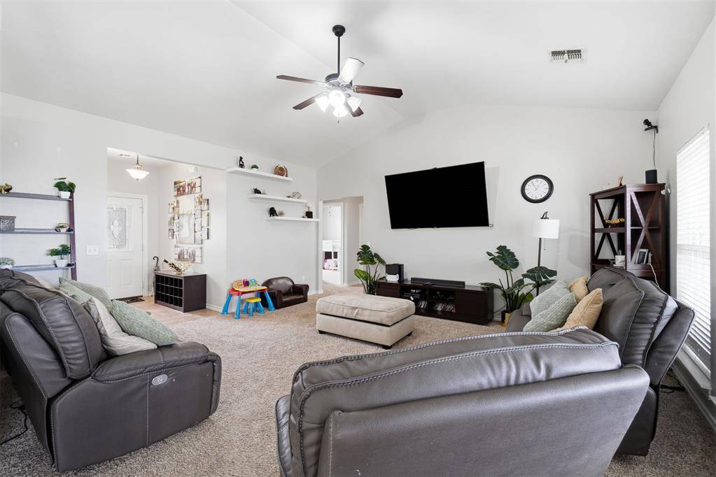 1804 Cougar CIR, Altus, OK 73521