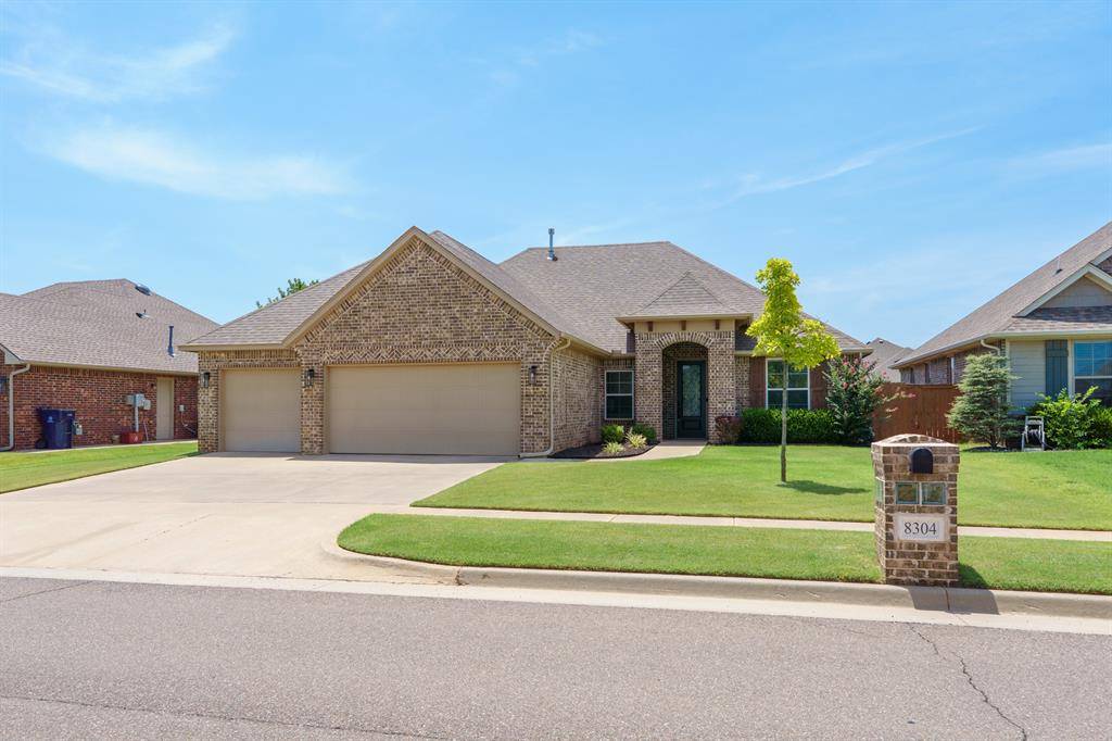8304 NW 159th ST, Edmond, OK 73013