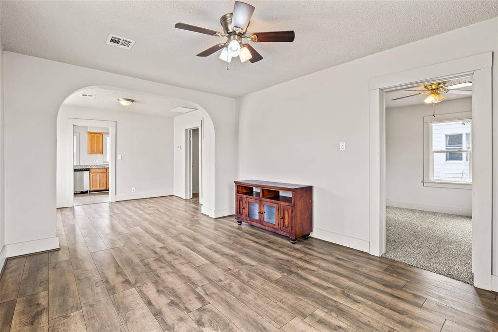 917 S Reno AVE, El Reno, OK 73036