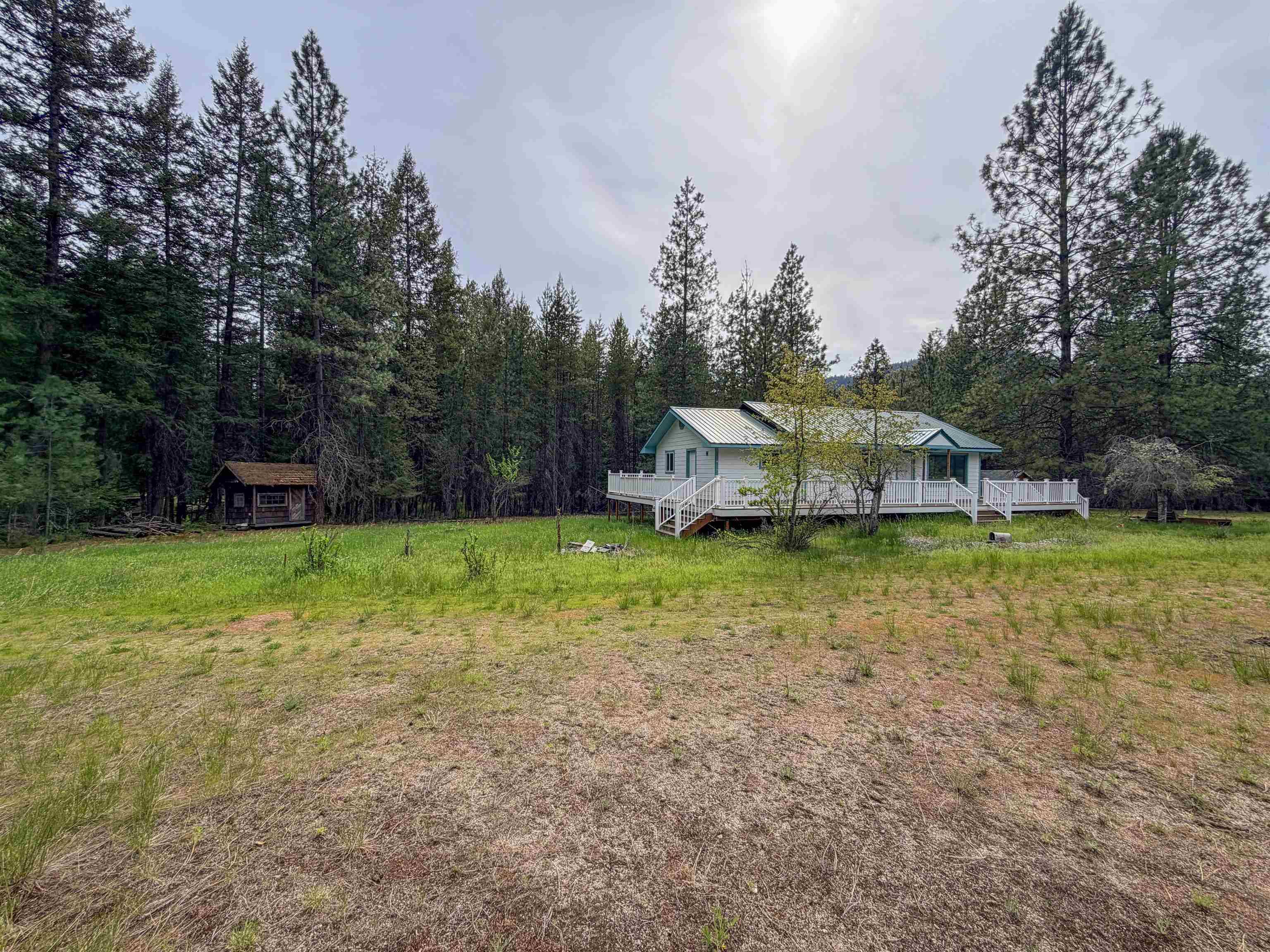 14451 N Leclerc Rd, Cusick, WA 99119