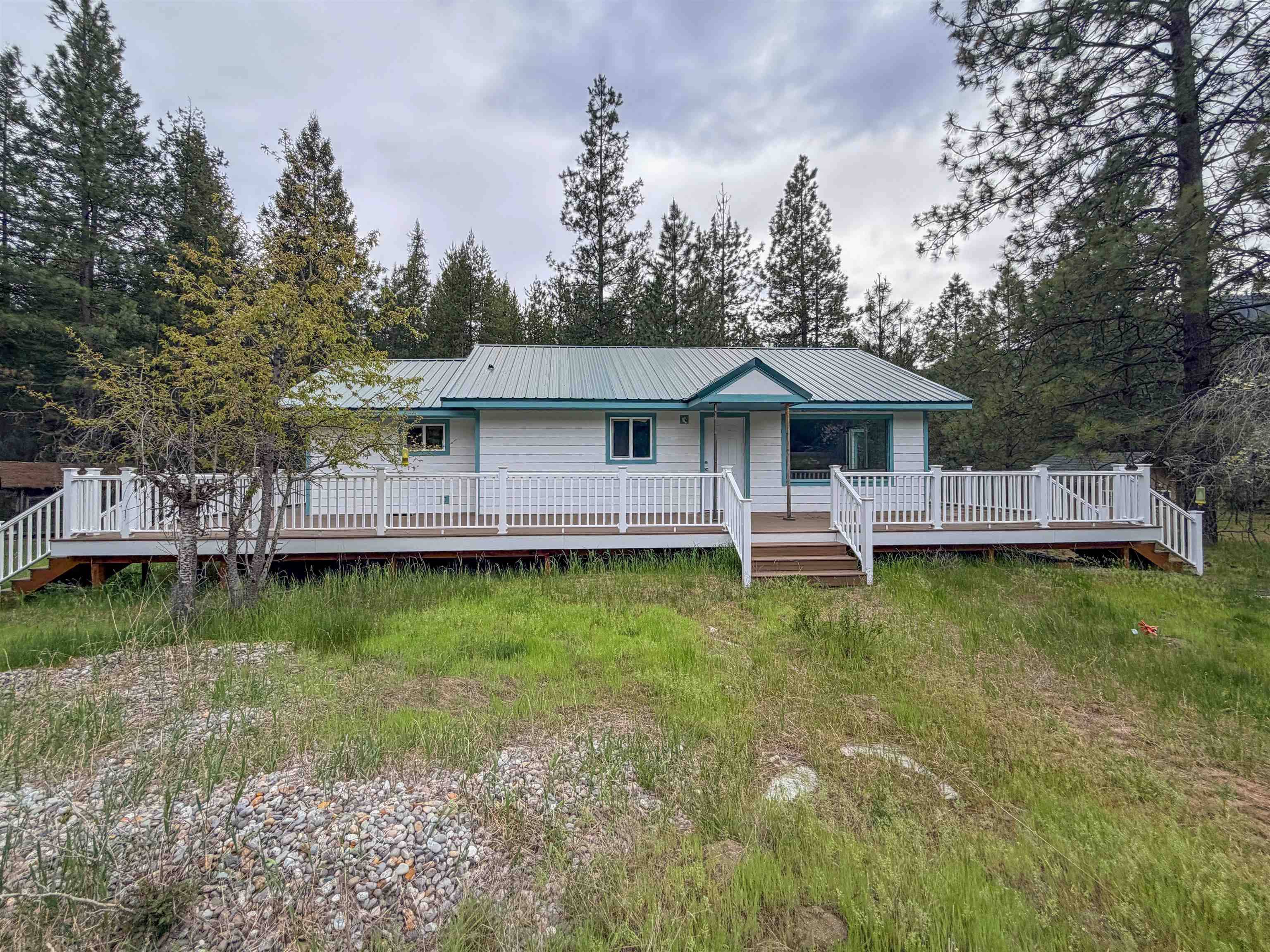 14451 N Leclerc Rd, Cusick, WA 99119