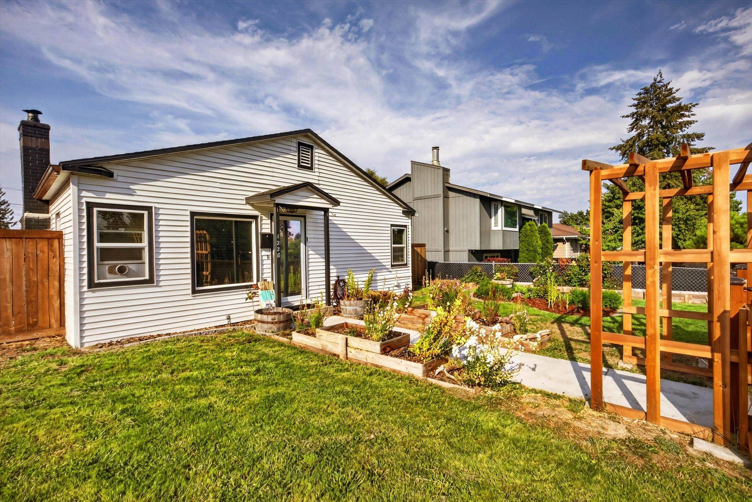 1228 W Central Ave, Spokane, WA 99205