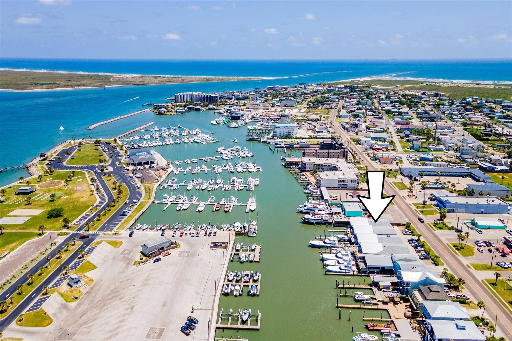 318 W Cotter Ave #2, Port Aransas, TX 78373