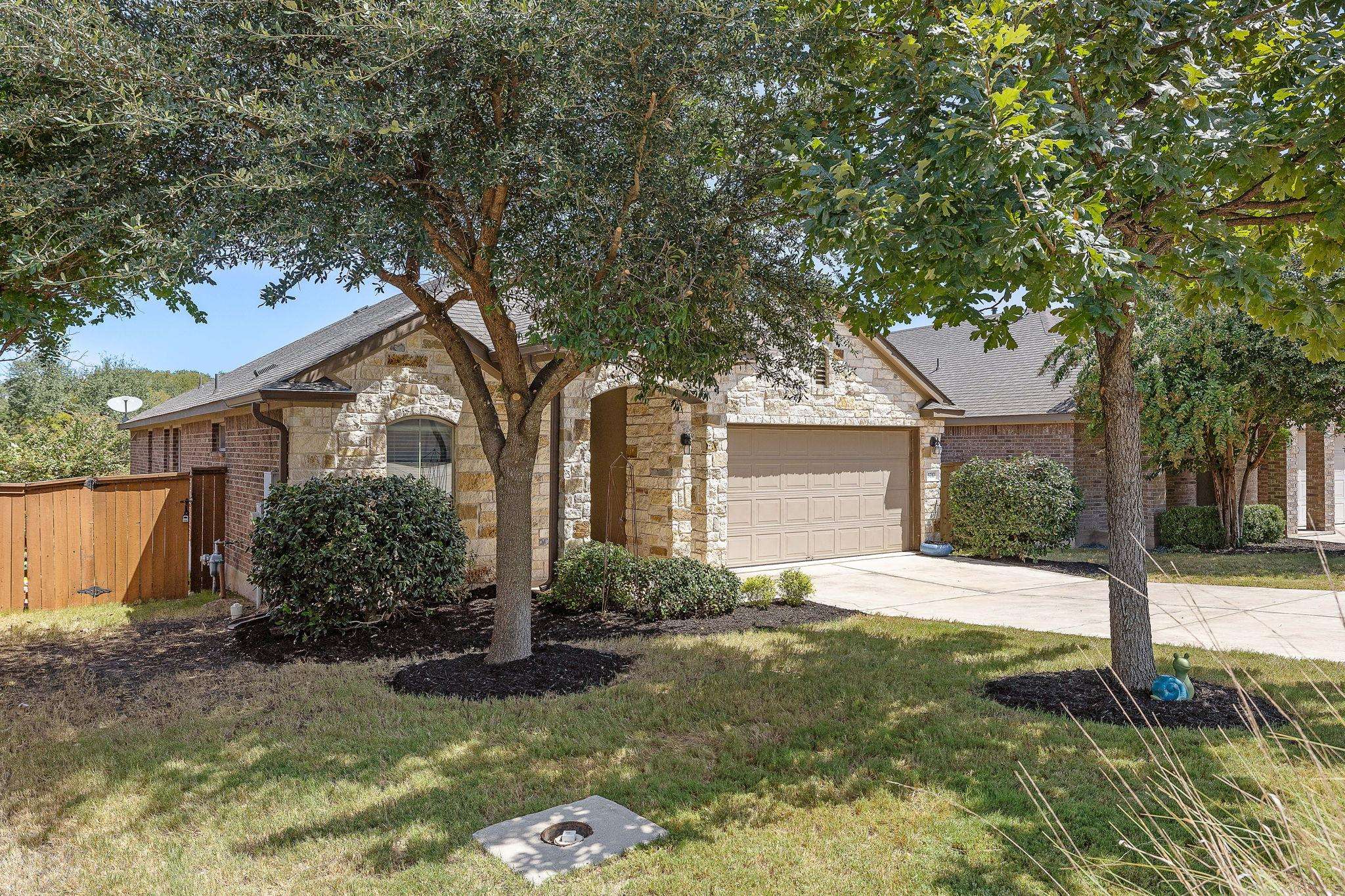 5717 Scenic Lake DR, Georgetown, TX 78626