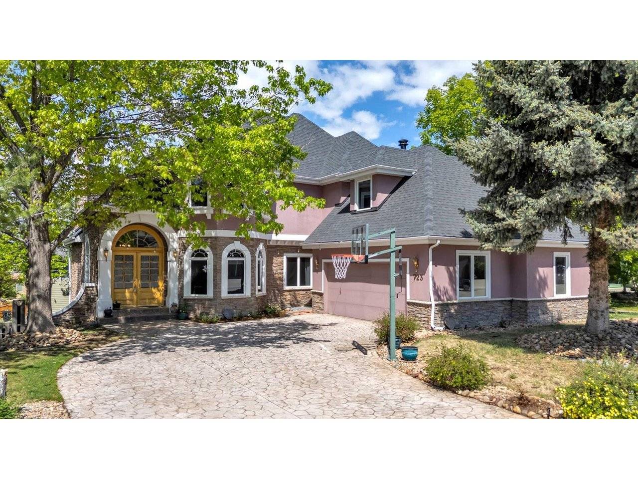 723 Ridge Creek, Longmont, CO 80504