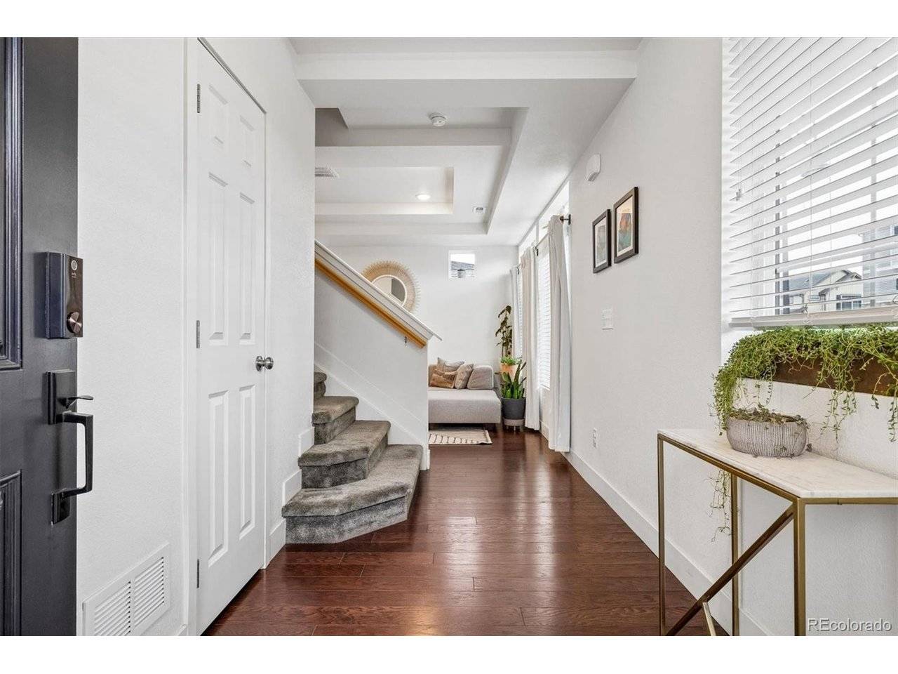 221 S Oak Hill, Aurora, CO 80018