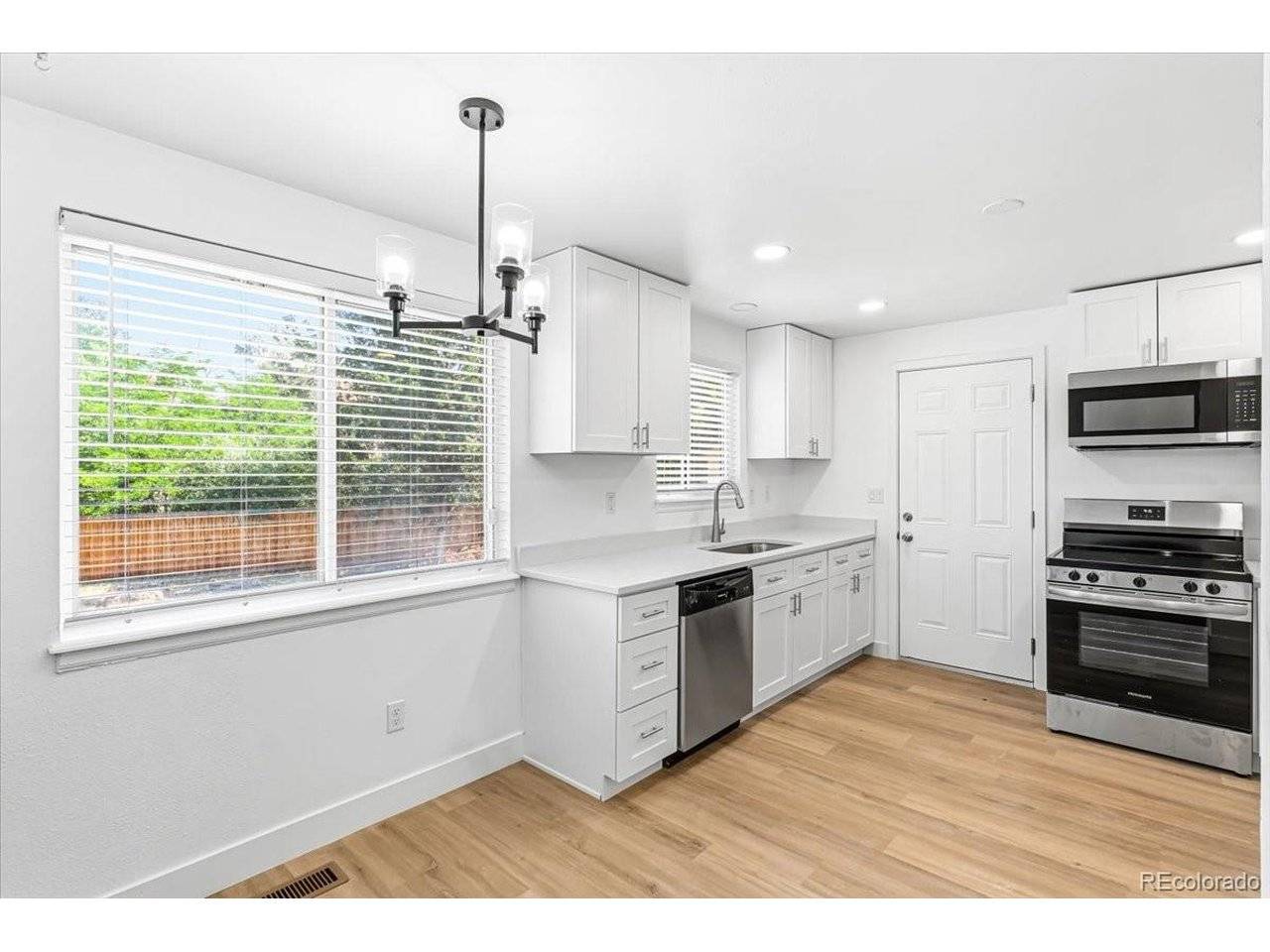 18805 E Napa, Aurora, CO 80013