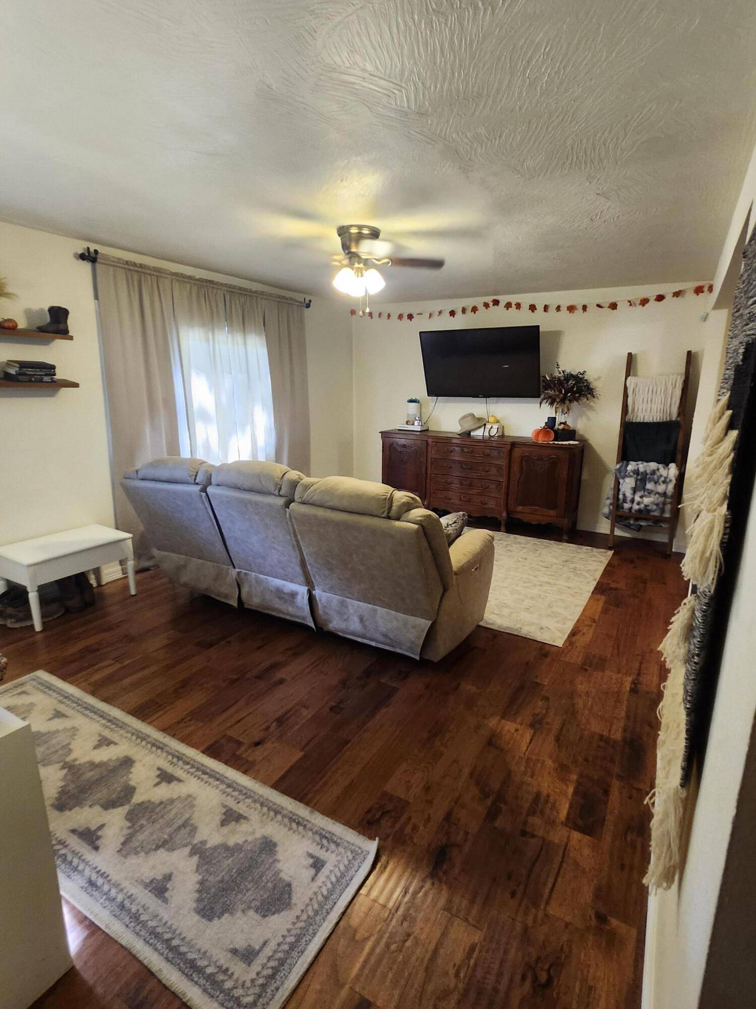 1507 North N Riverside RD, Ozark, MO 65721