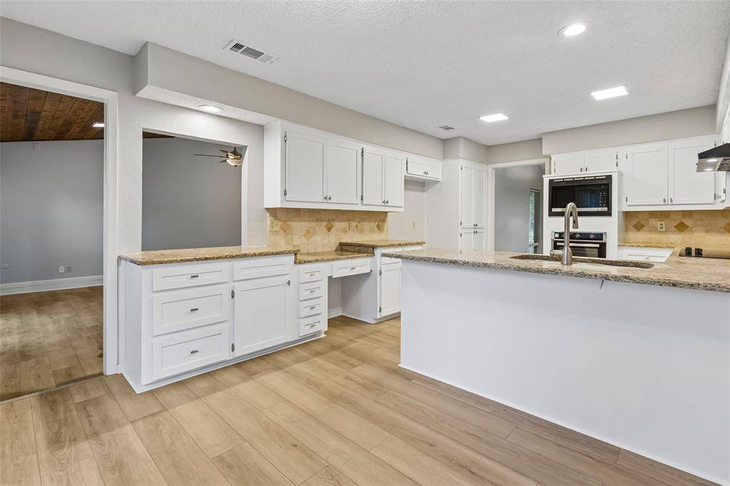 5 Shannon Court, Richardson, TX 75082