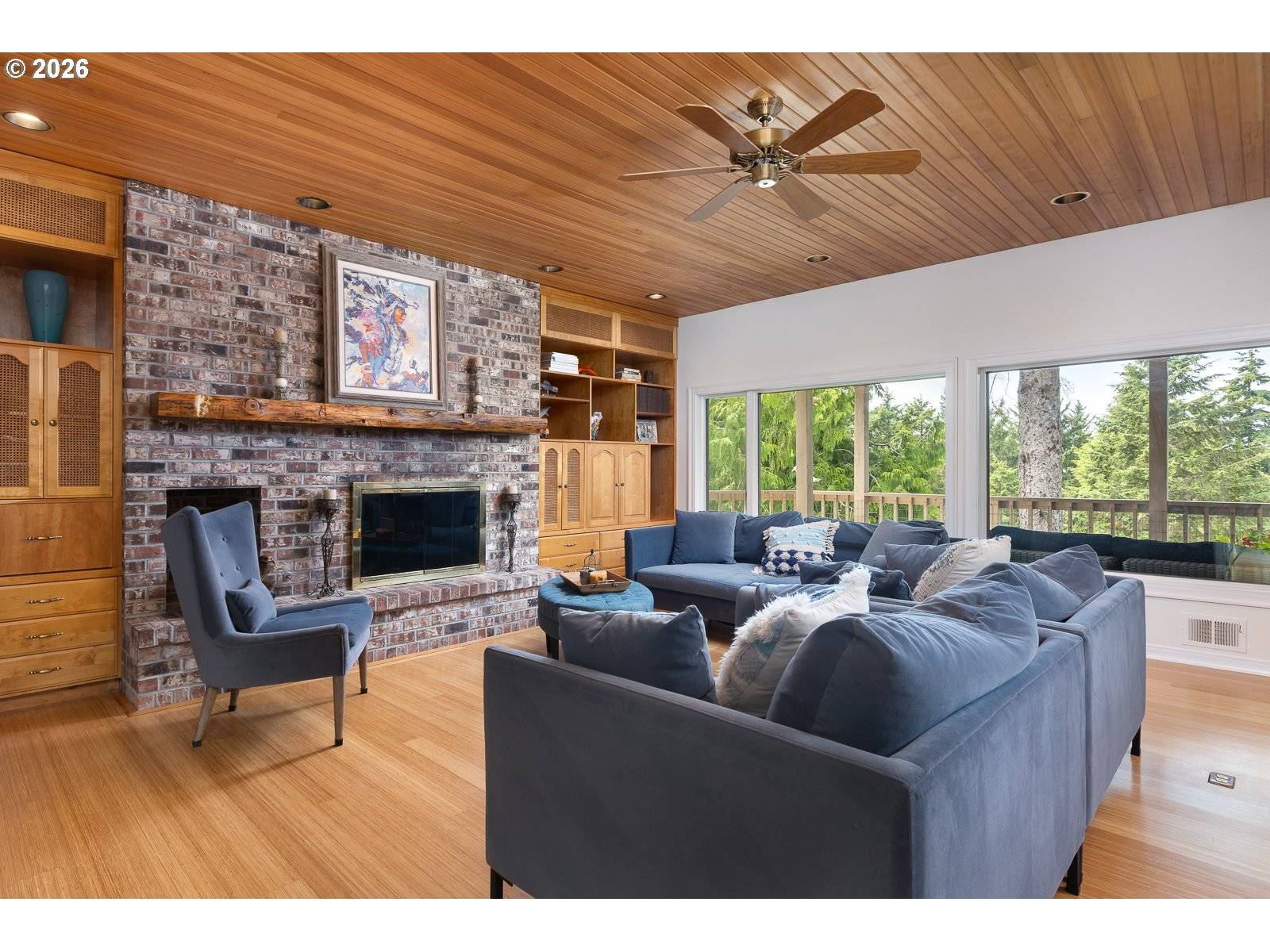 488 LOOKOUT DR, Gleneden Beach, OR 97388