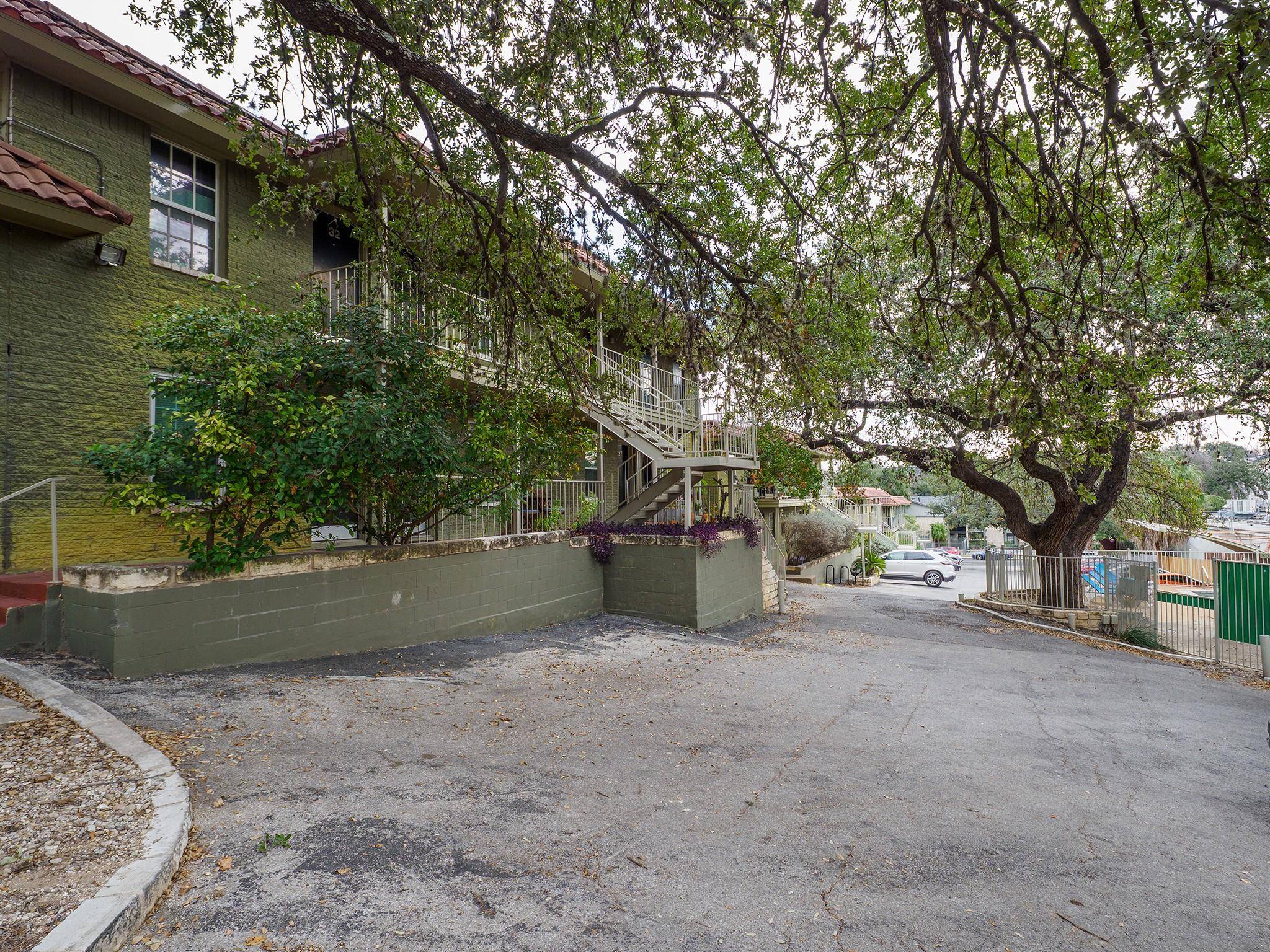 2302 East Side DR #28, Austin, TX 78704