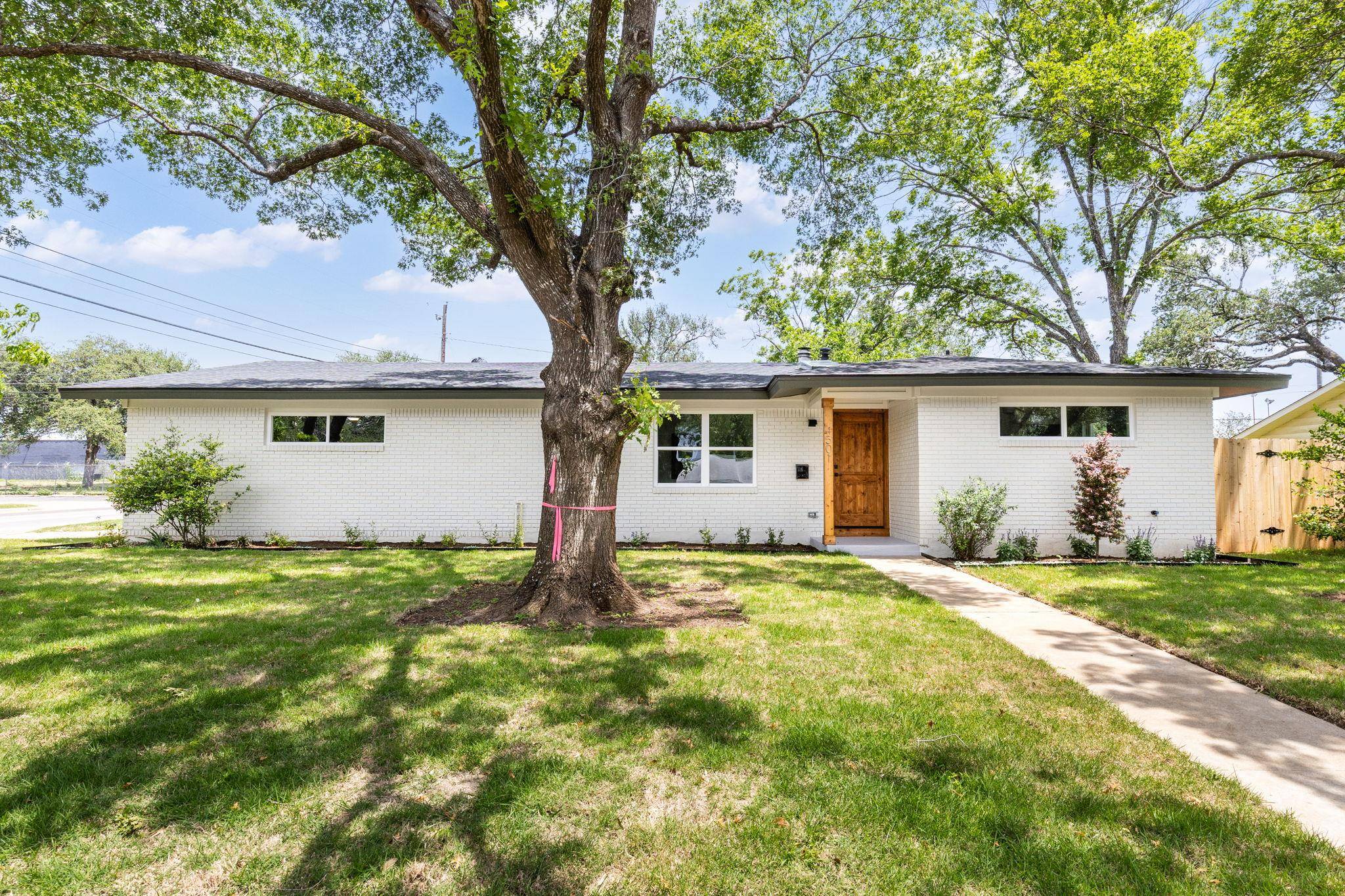 4501 PackSaddle, Austin, TX 78745