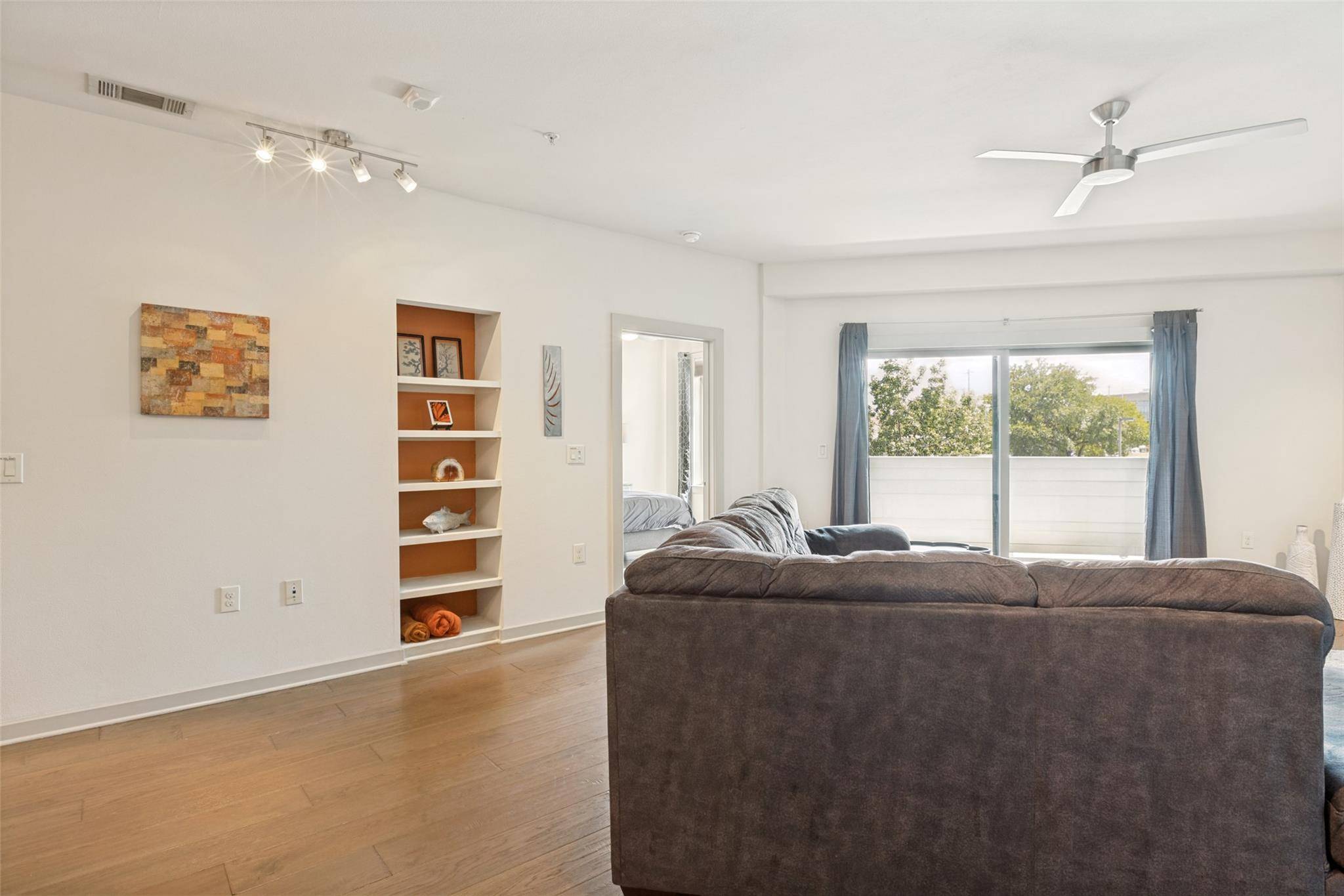 3600 S Lamar BLVD #210, Austin, TX 78704