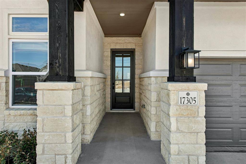 17305 Silverman DR, Pflugerville, TX 78660