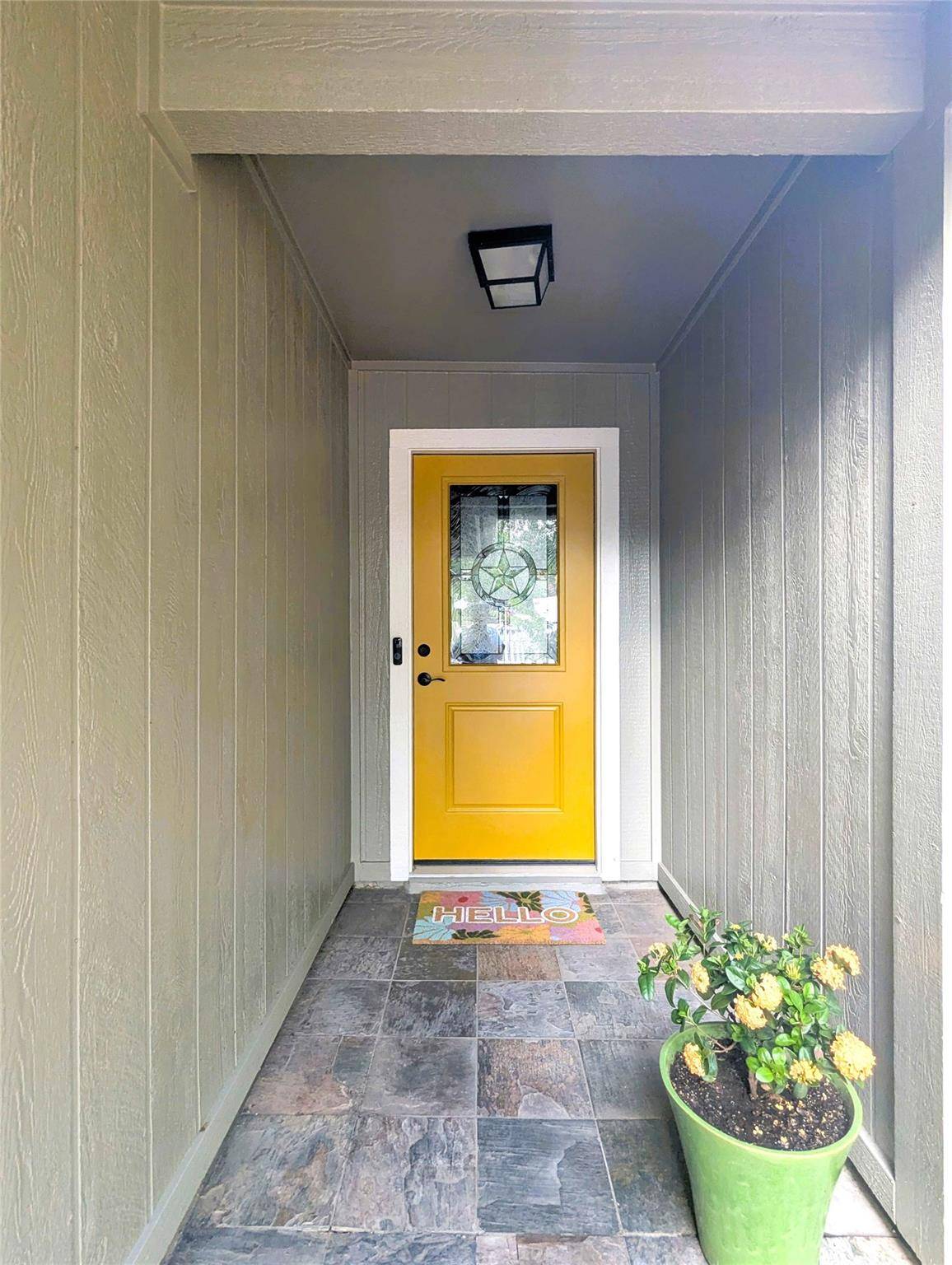 2423 Village WALK, Austin, TX 78744