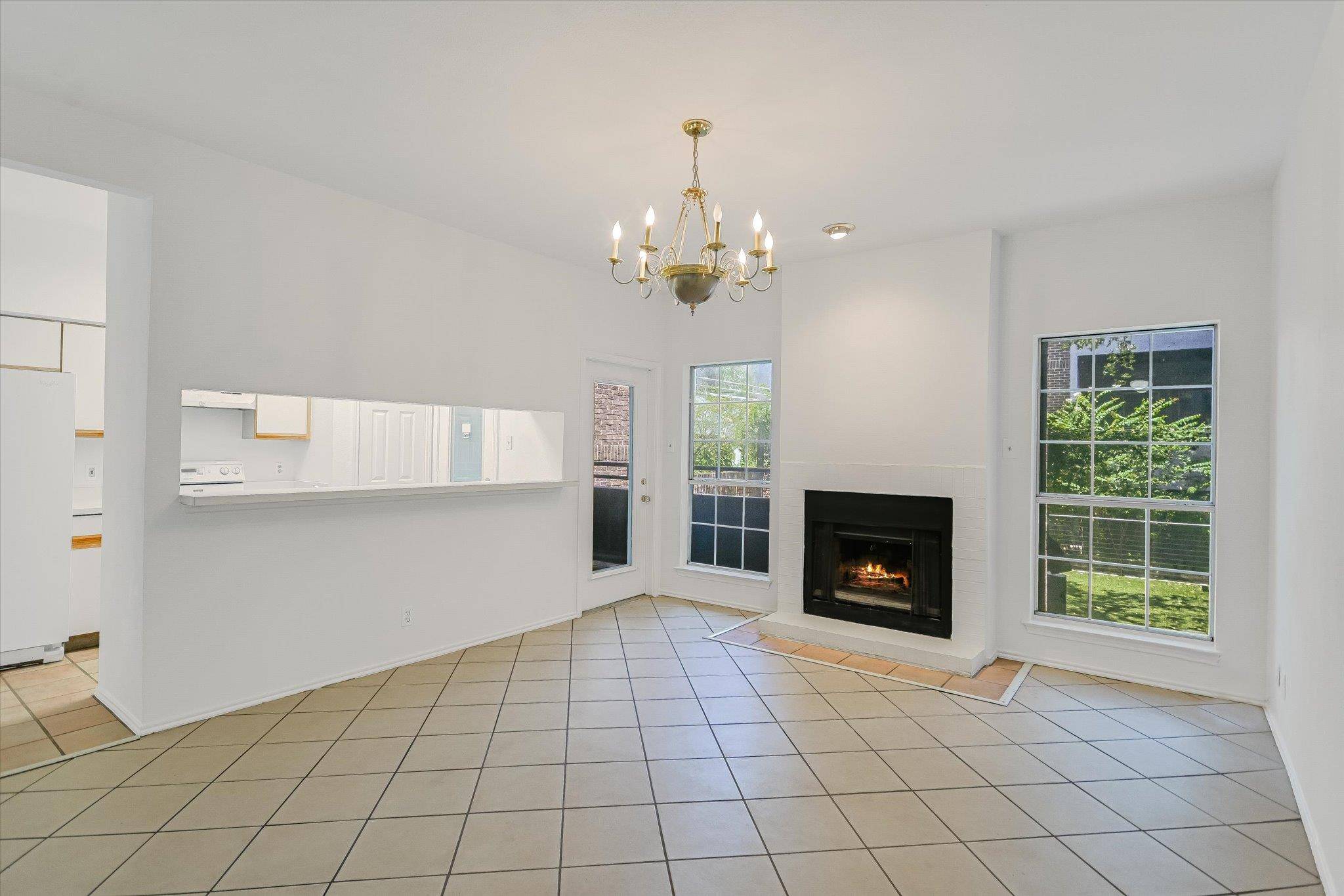 700 S 1ST ST #103, Austin, TX 78704