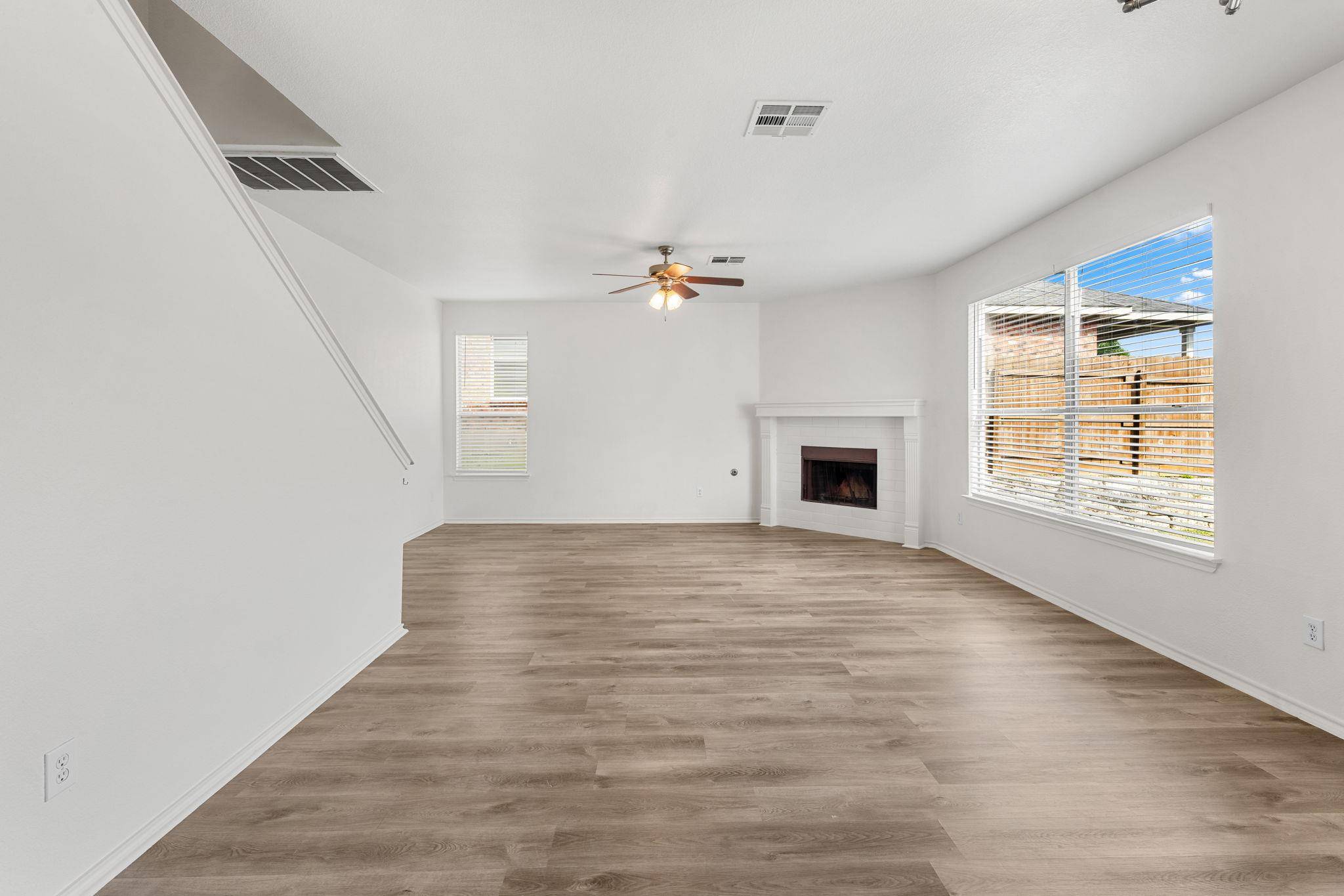 122 Plumbago CV, Buda, TX 78610