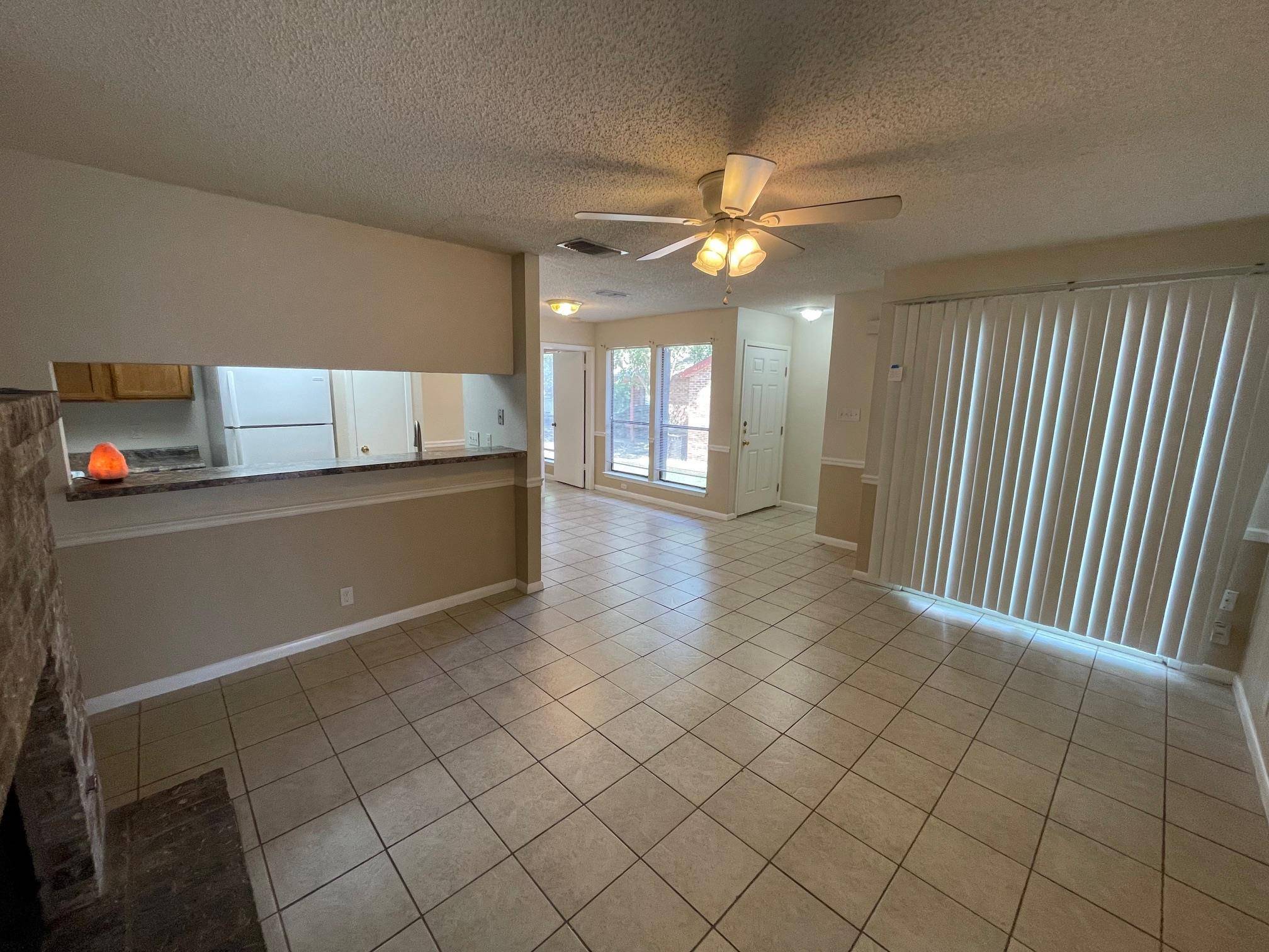 318 W William Cannon DR #A, Austin, TX 78745