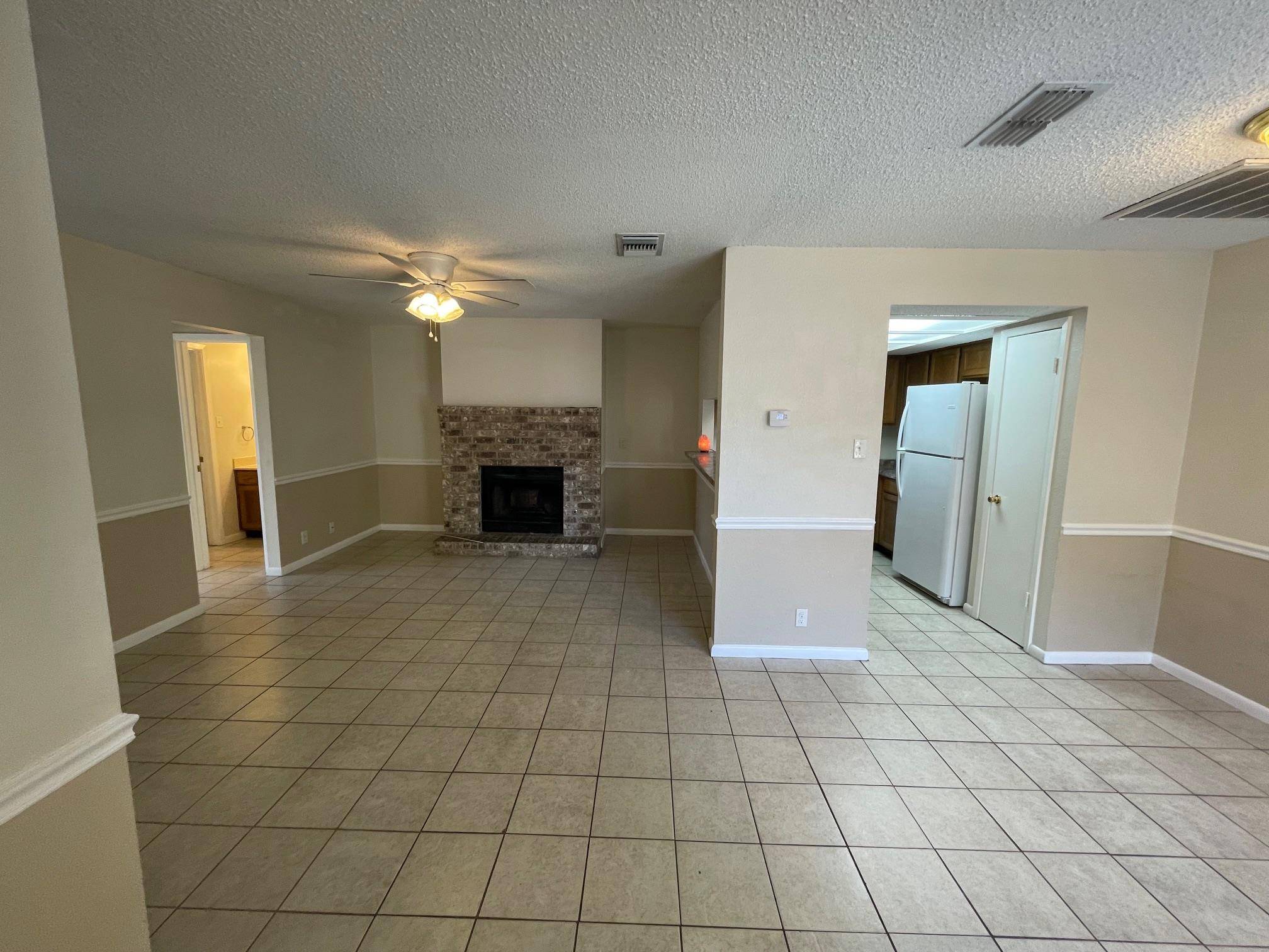 318 W William Cannon DR #A, Austin, TX 78745