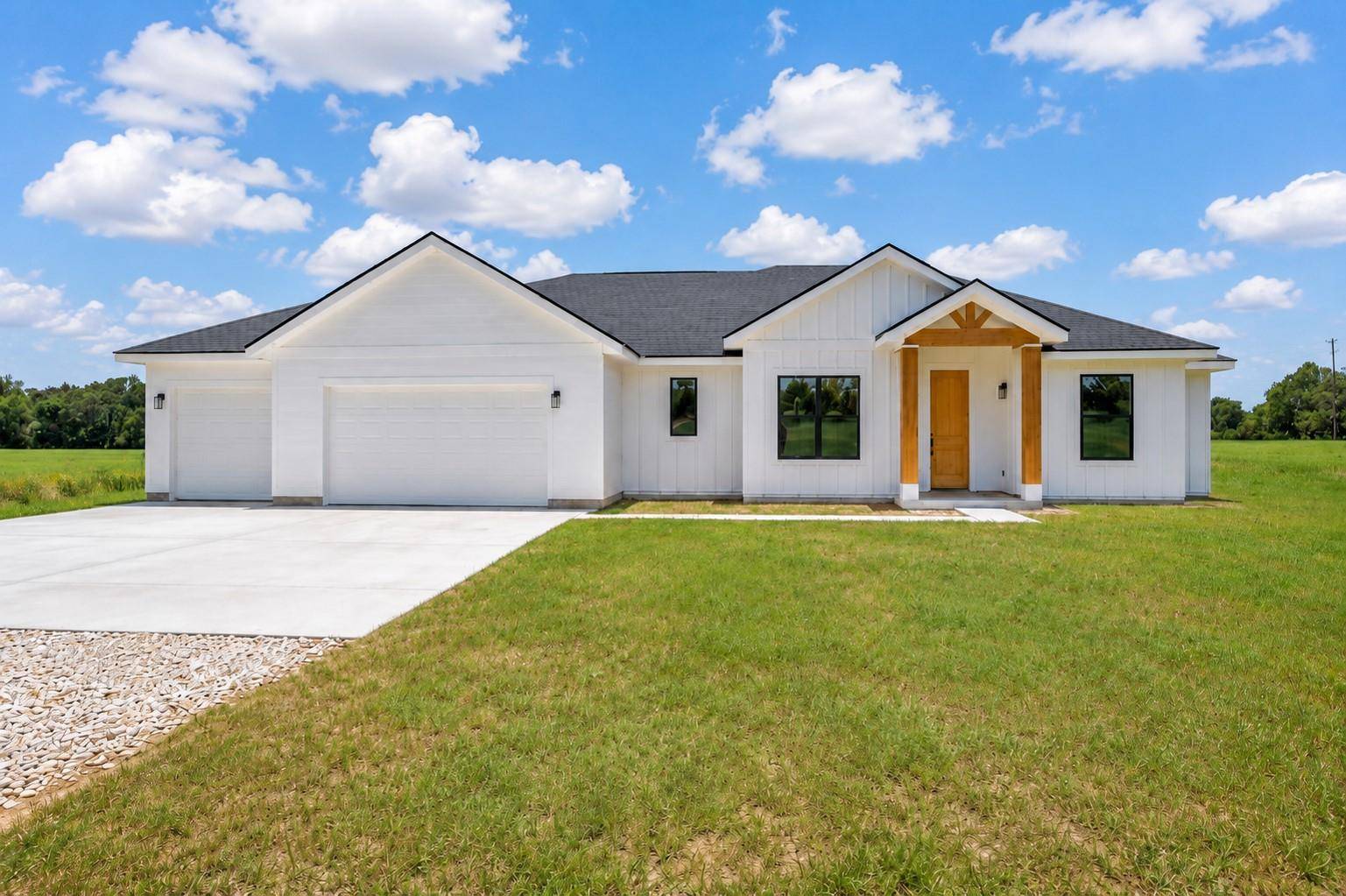16544 FM 112, Thrall, TX 76578