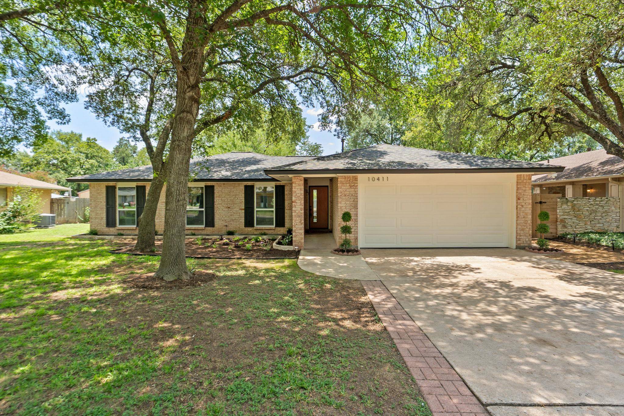 10411 Button Quail DR, Austin, TX 78758