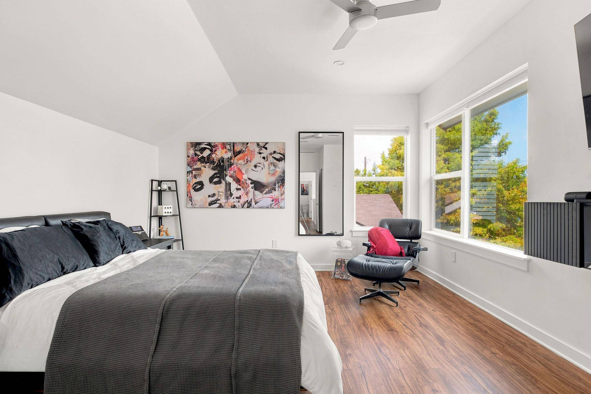 301 W Stassney LN #5, Austin, TX 78745