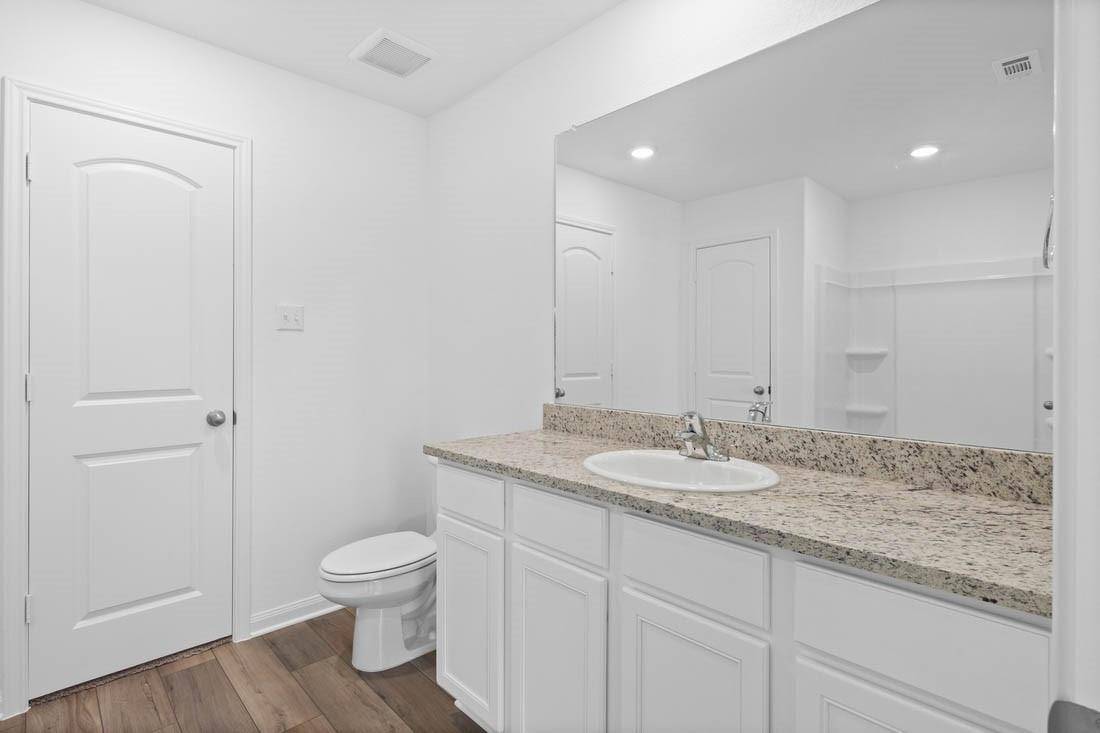 205 Paradise Canyon DR, Jarrell, TX 76537