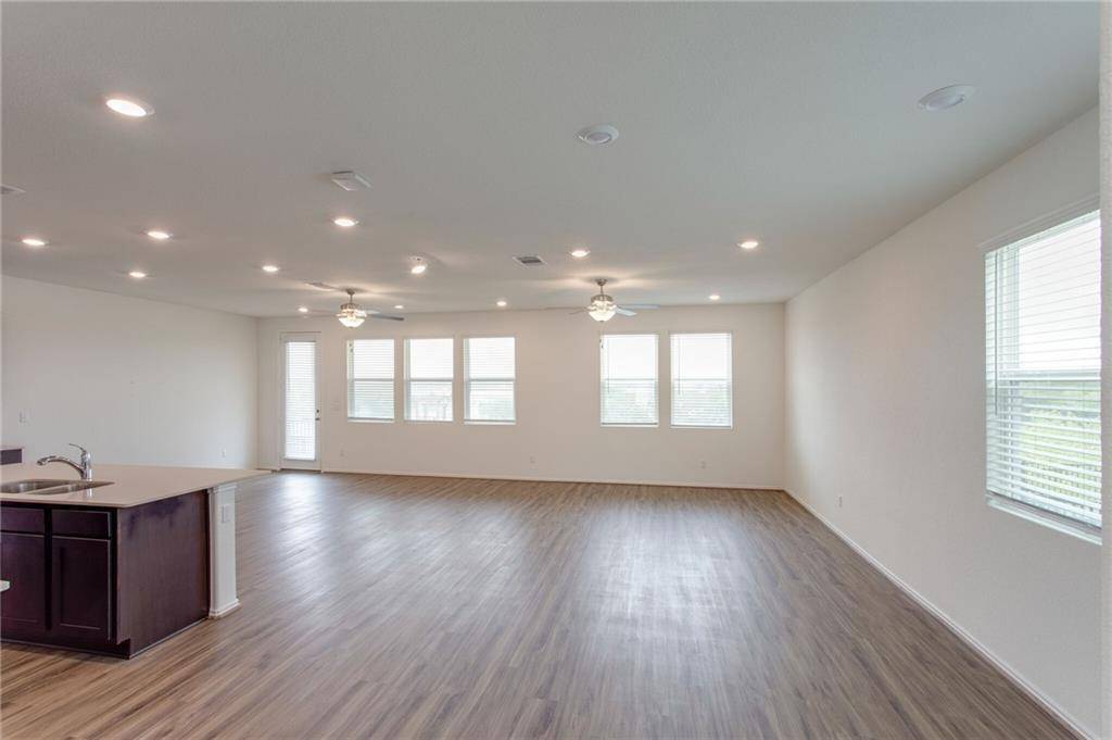 224 Montauk LOOP, Georgetown, TX 78628