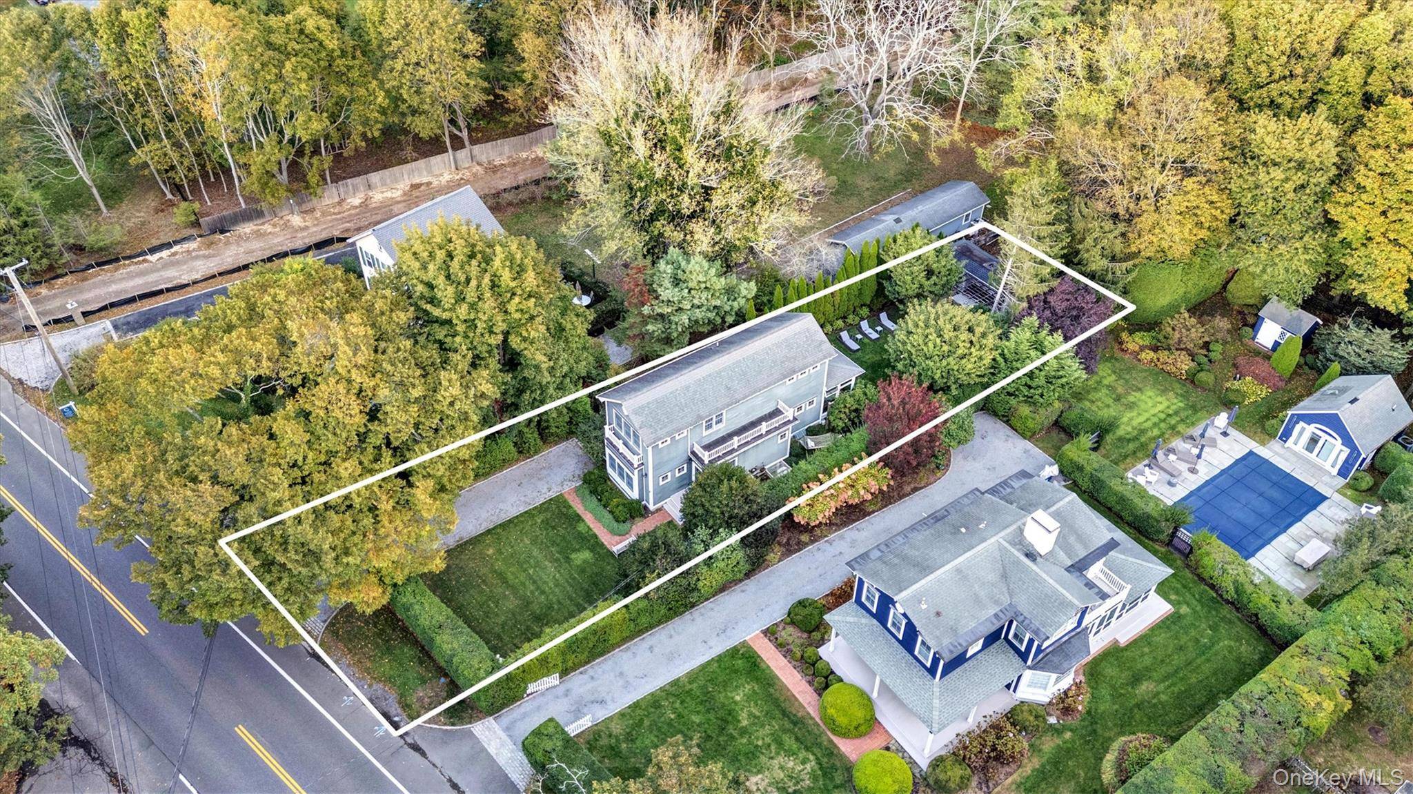 188 S Country RD, Remsenburg, NY 11960