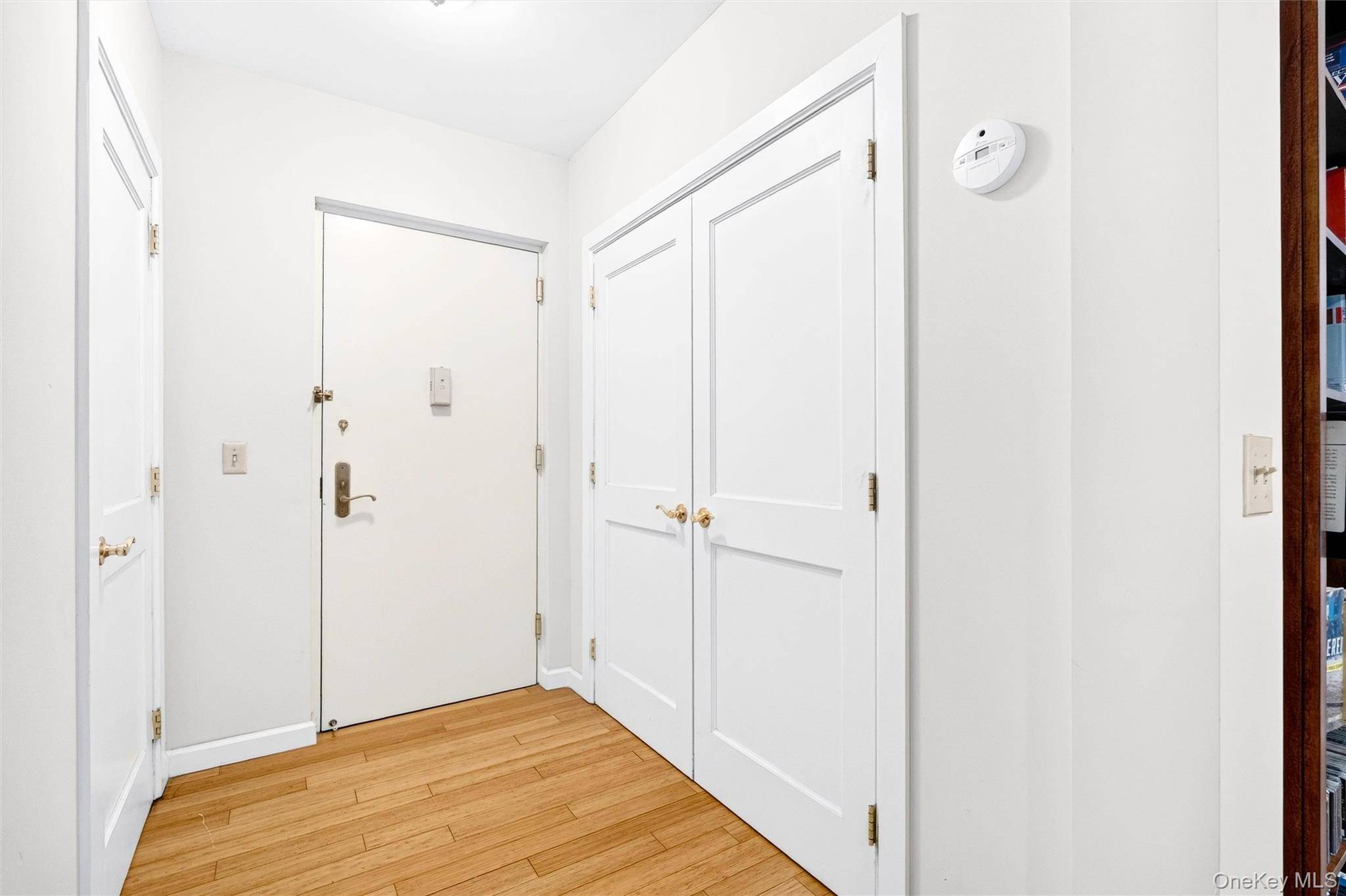 85 Bronx River RD #4A, Yonkers, NY 10704