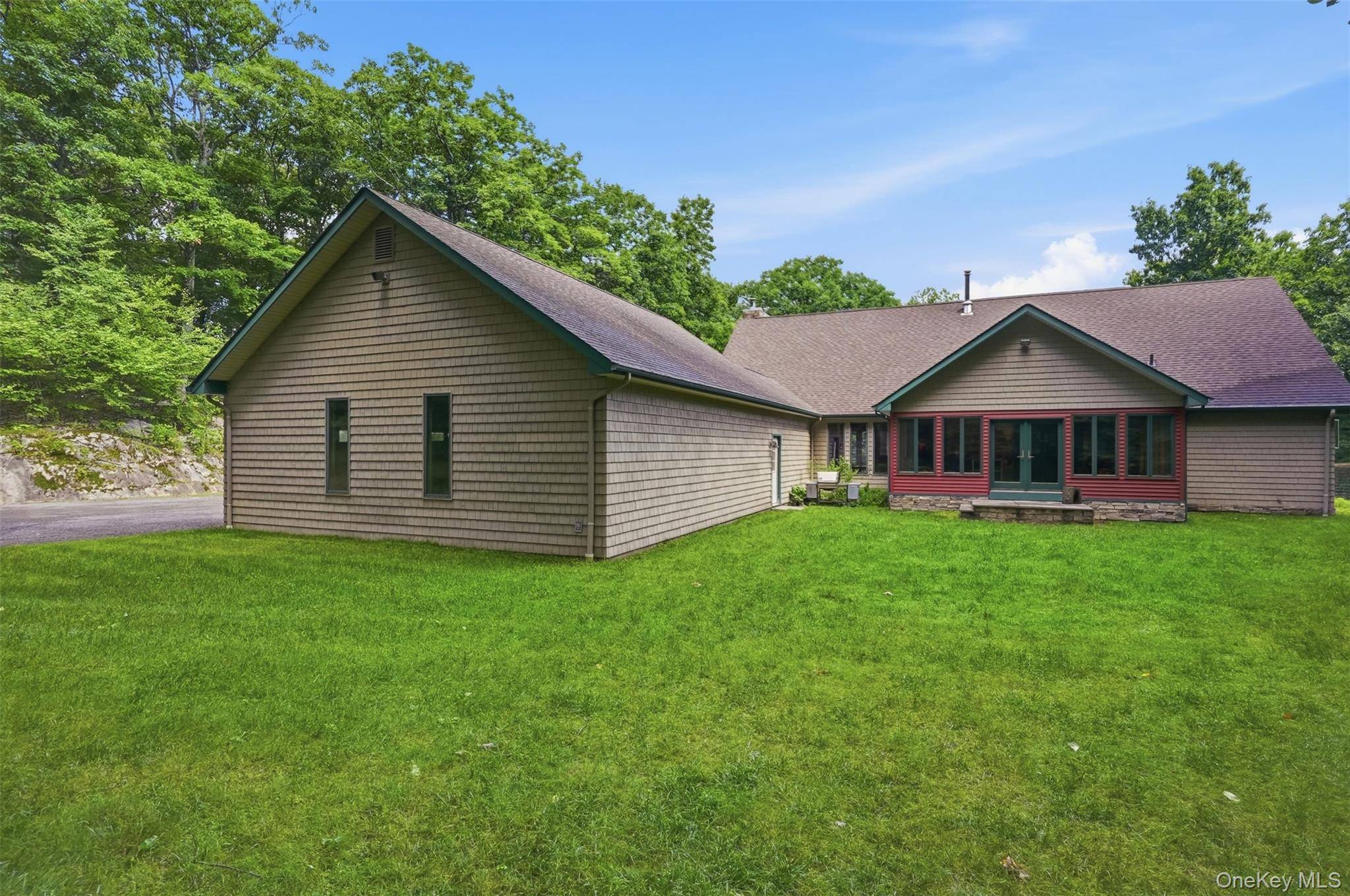 68 Bowen RD, Warwick, NY 10990