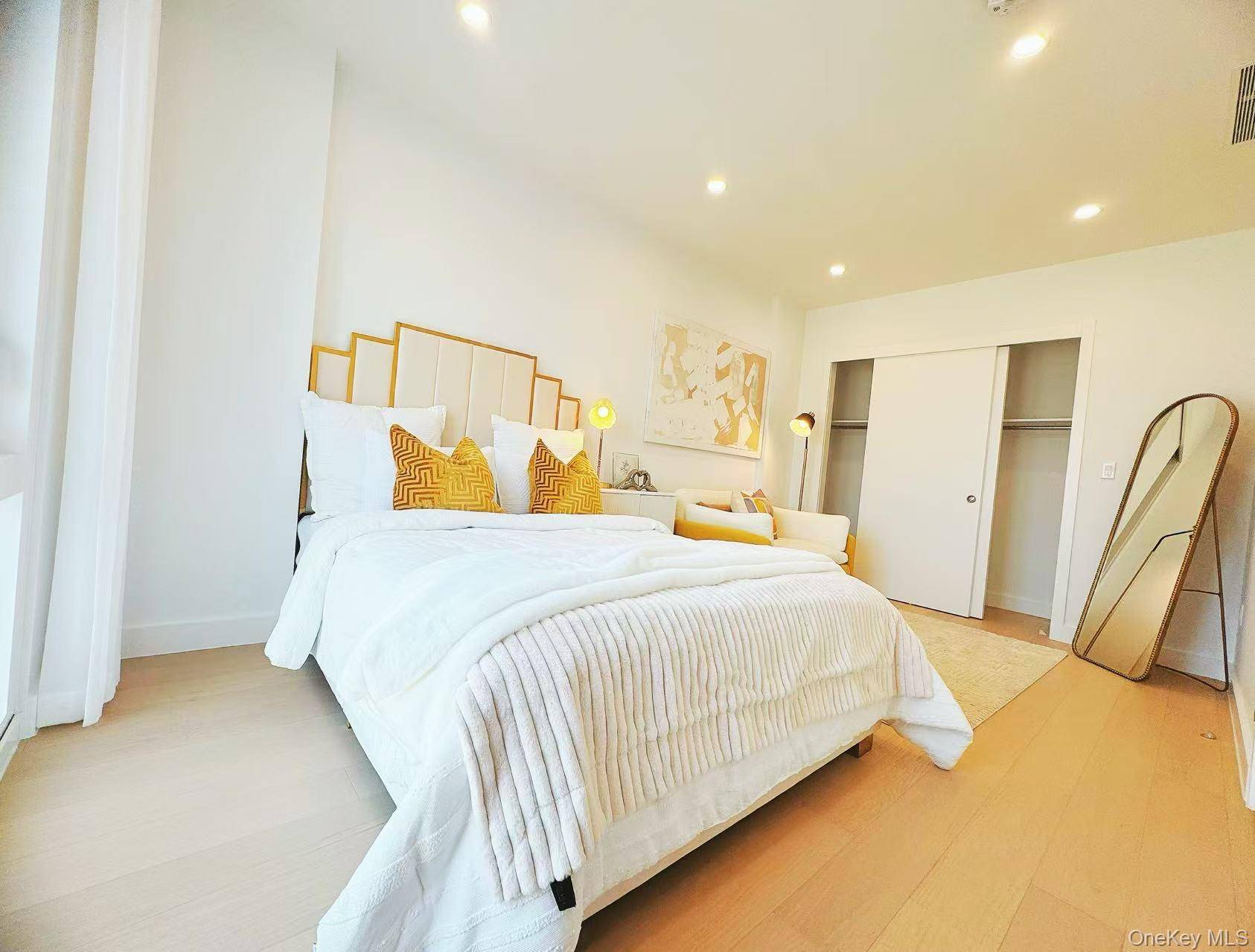 150-02 Northern BLVD #4B, Flushing, NY 11354