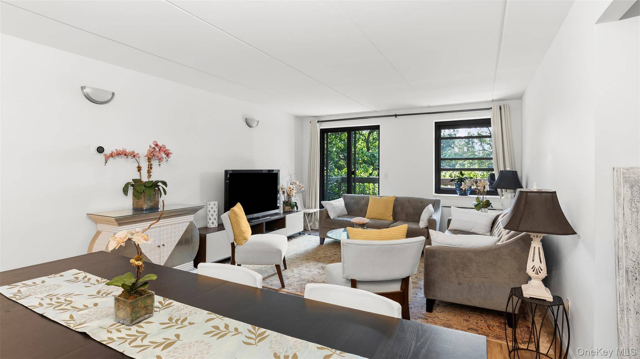 1376 Midland AVE #404, Bronxville, NY 10708