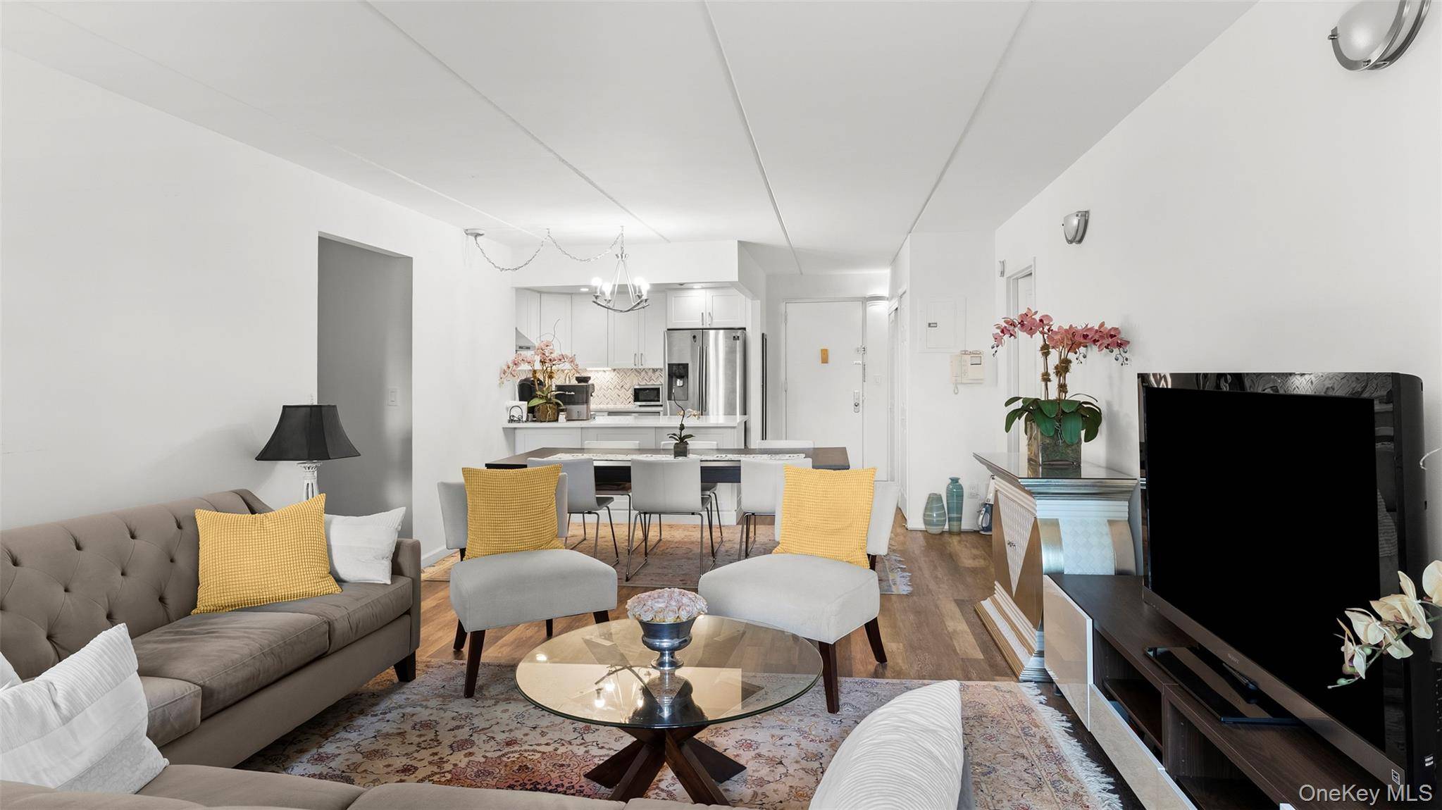1376 Midland AVE #404, Bronxville, NY 10708