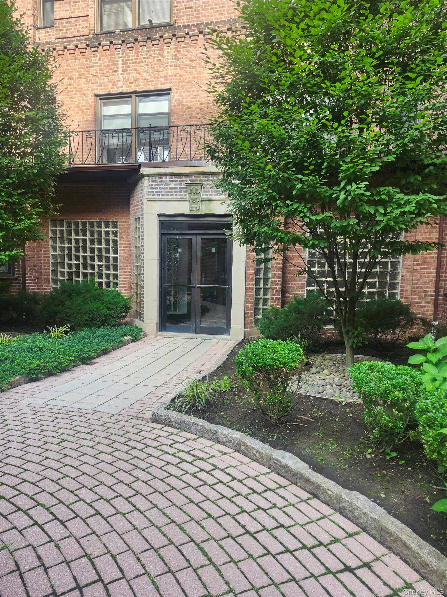 101 Ellwood AVE #7E, Mount Vernon, NY 10552
