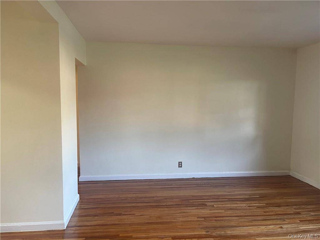 1010 Rottkampt ST #2, Valley Stream, NY 11580