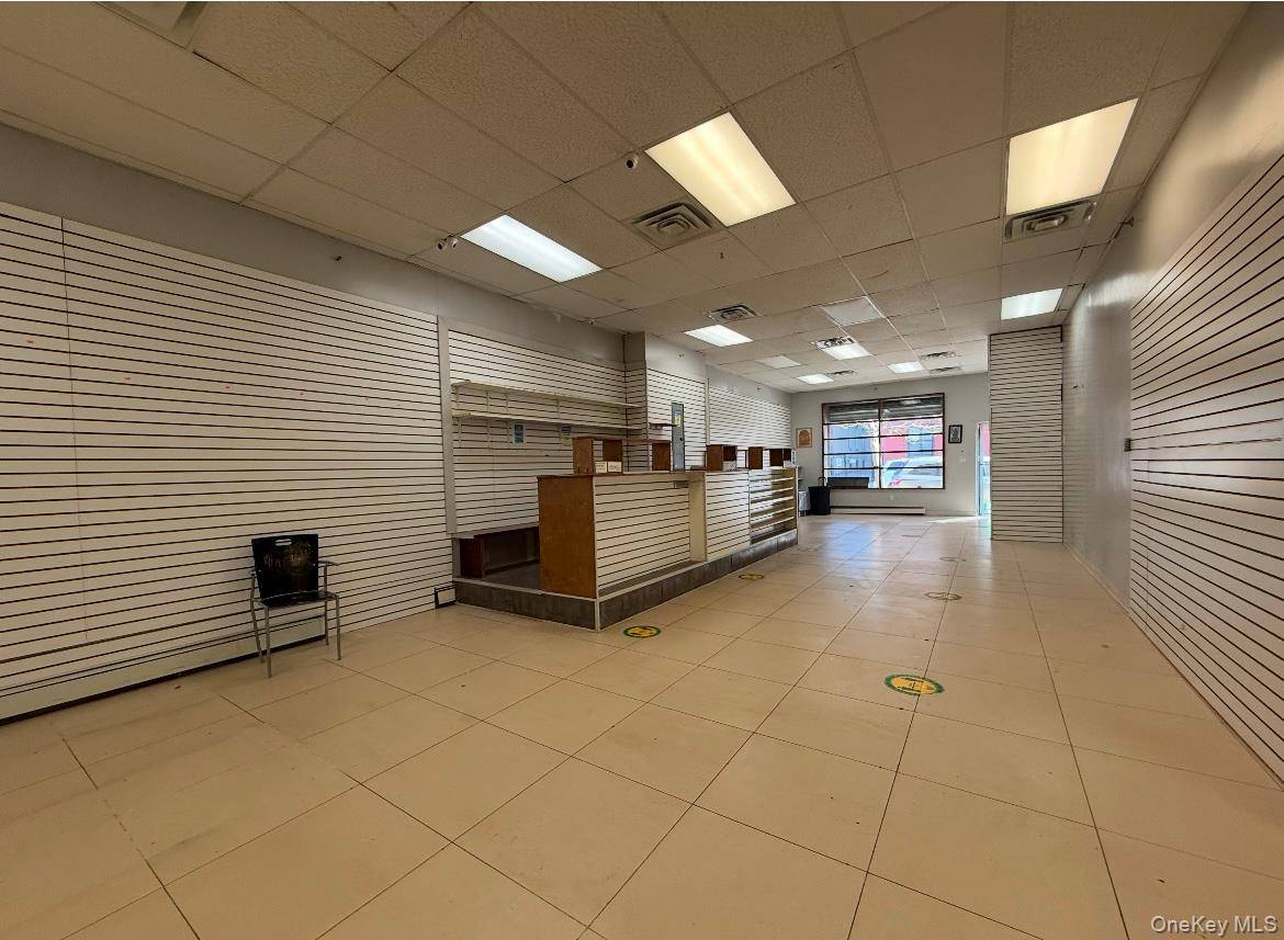 35-50 92 ST, Jackson Heights, NY 11372