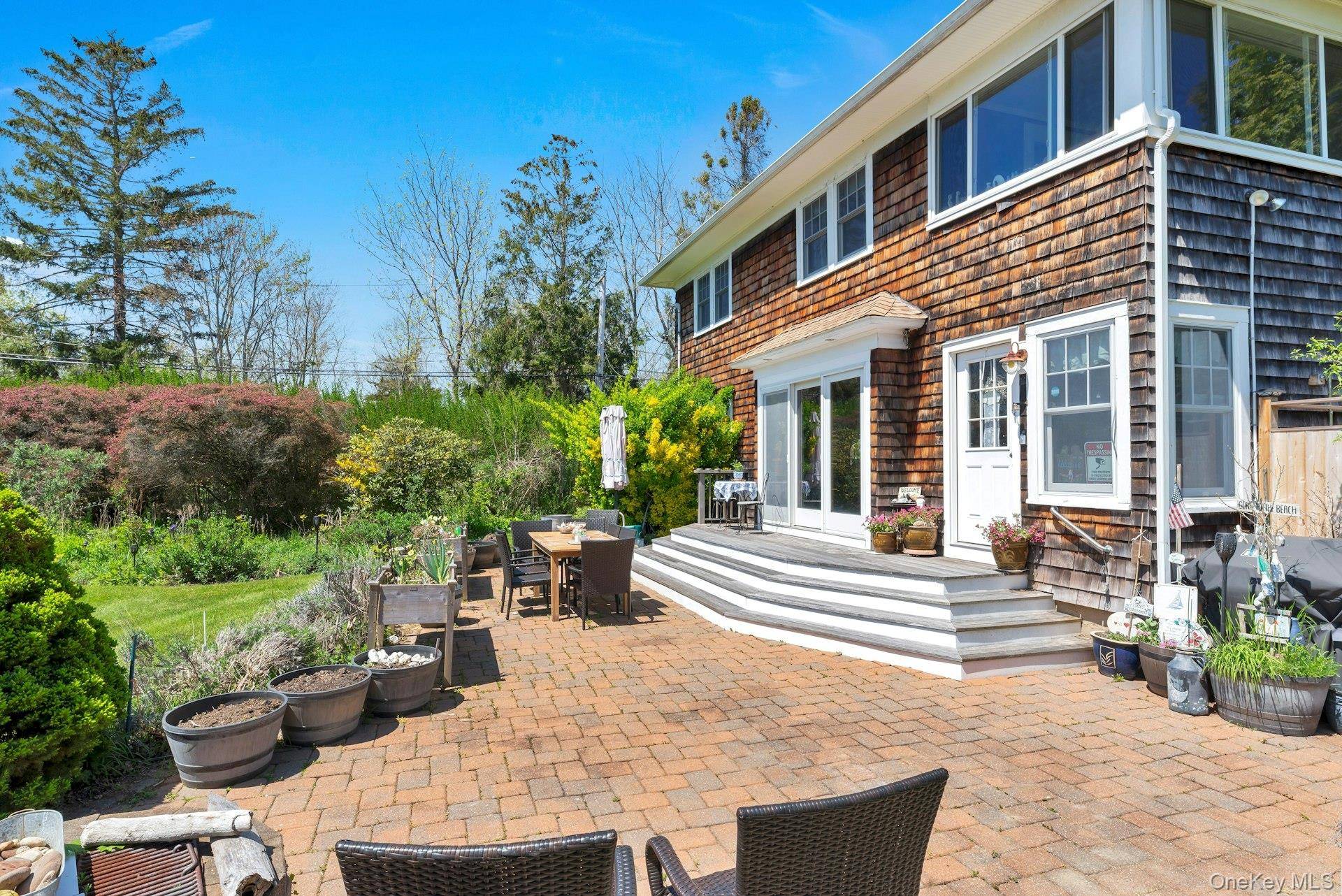 1025 9th ST, Greenport, NY 11944