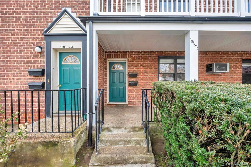 196-72 69th Ave #1 FL, Fresh Meadows, NY 11365