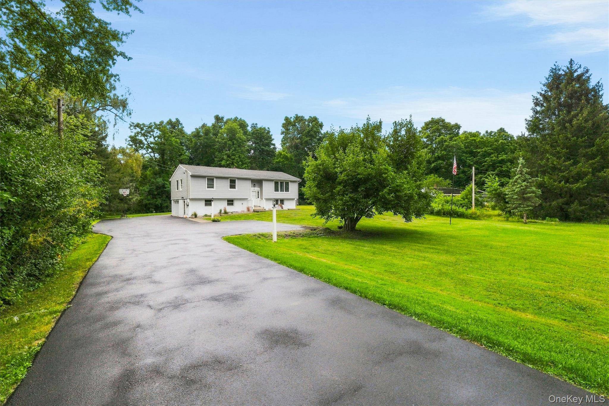 3875 Route 82, Millbrook, NY 12545