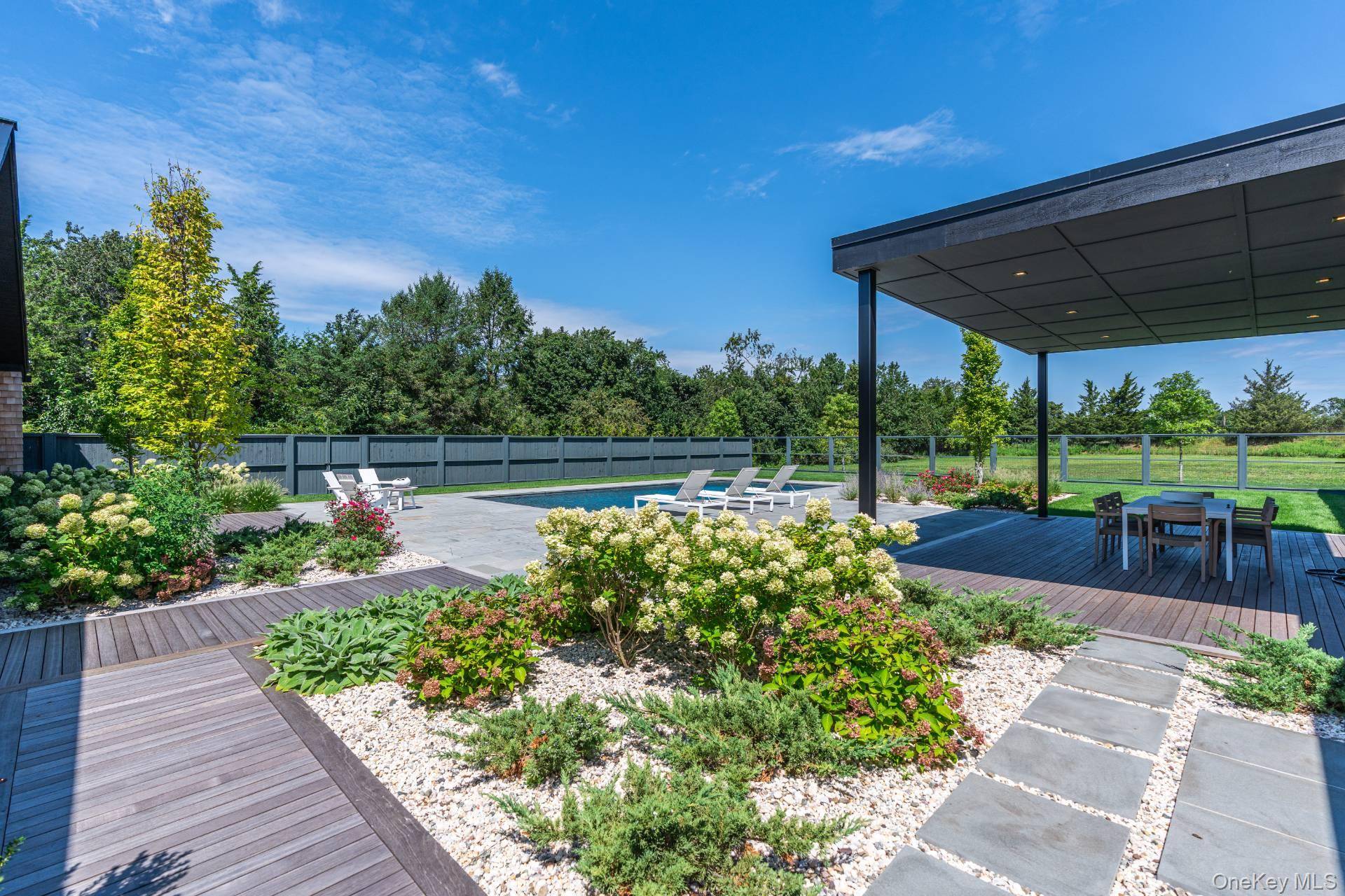 2050 Depot LN, Cutchogue, NY 11935