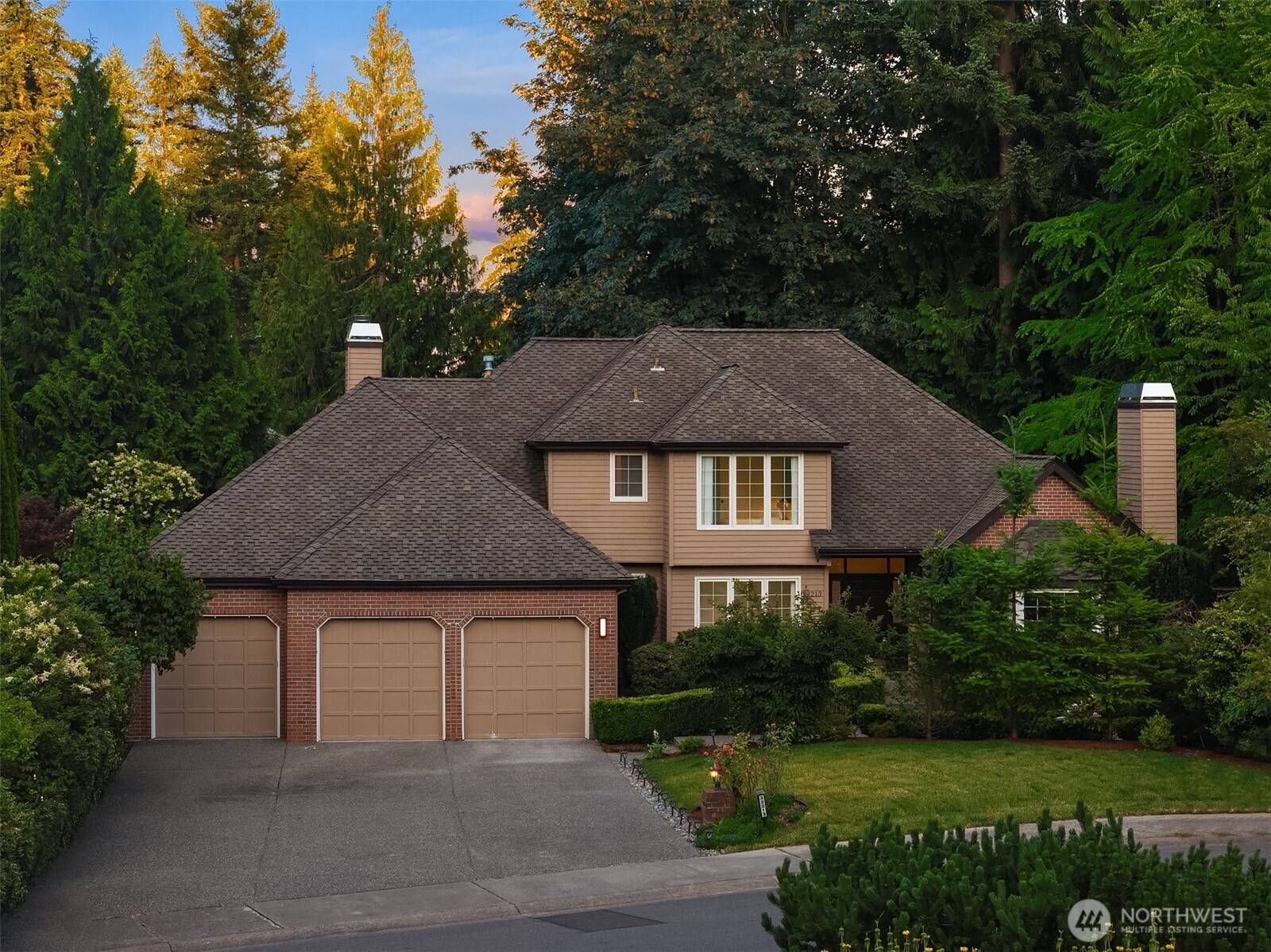 22213 NE 31st ST, Sammamish, WA 98074