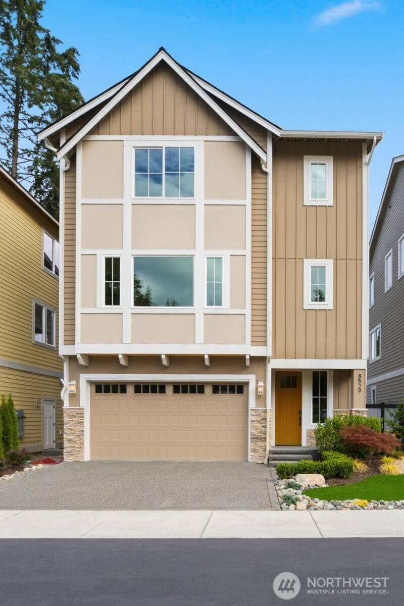8529 230th PL SW #10, Edmonds, WA 98026