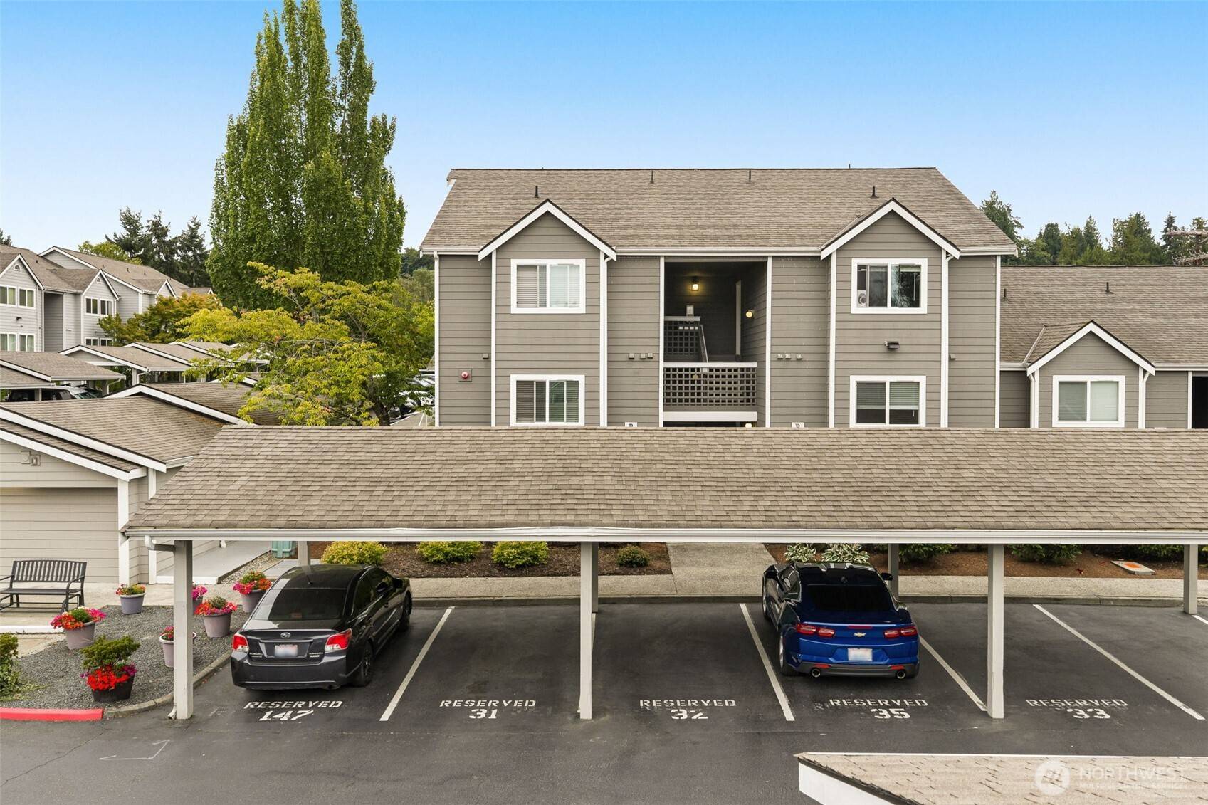 12515 109th CT NE #B202, Kirkland, WA 98034