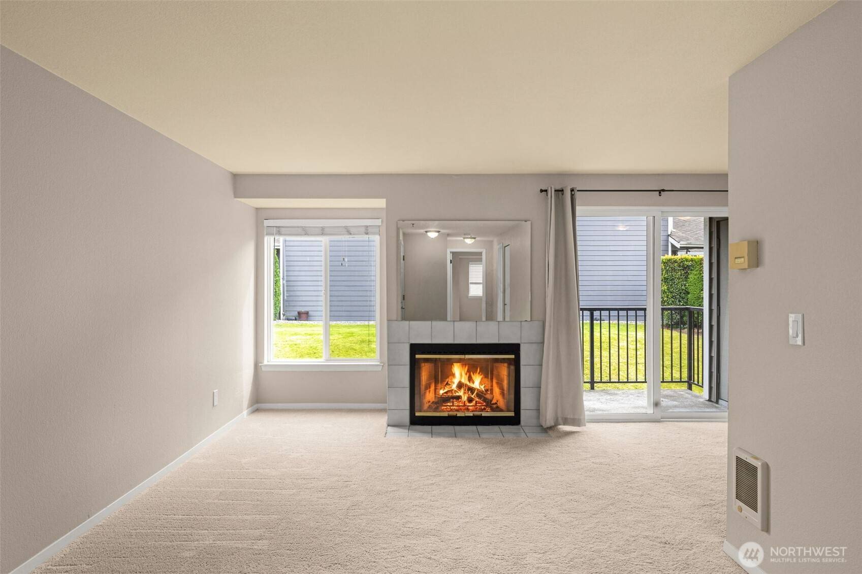 12515 109th CT NE #B202, Kirkland, WA 98034