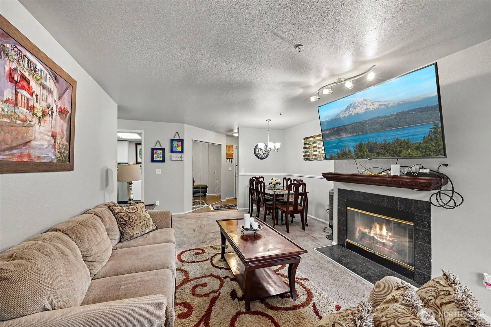 1825 S 330th ST #f203, Federal Way, WA 98003