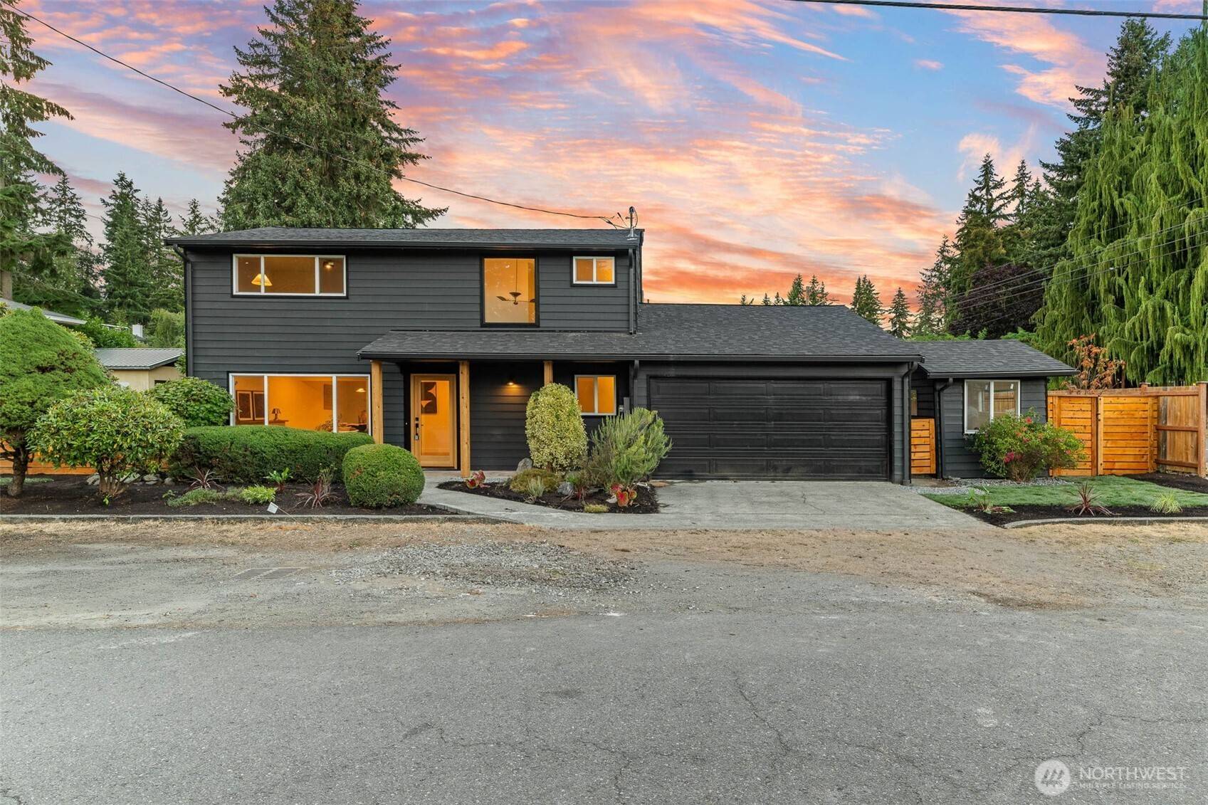 16301 Wallingford AVE N, Shoreline, WA 98133